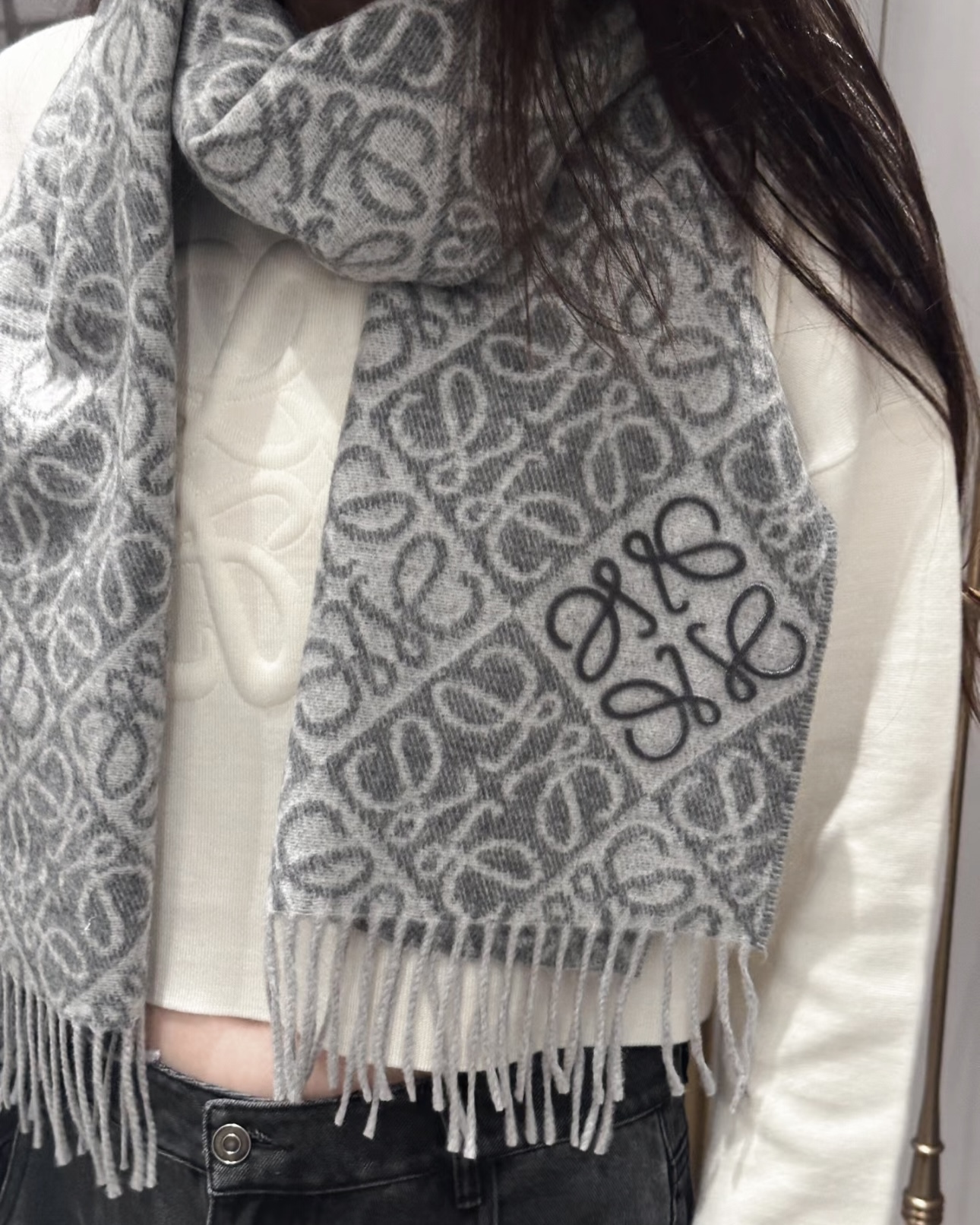 𝐈𝐍 𝐒𝐓𝐎𝐂𝐊!˼ LOEWE Anagram Scarf in Wool and Cash