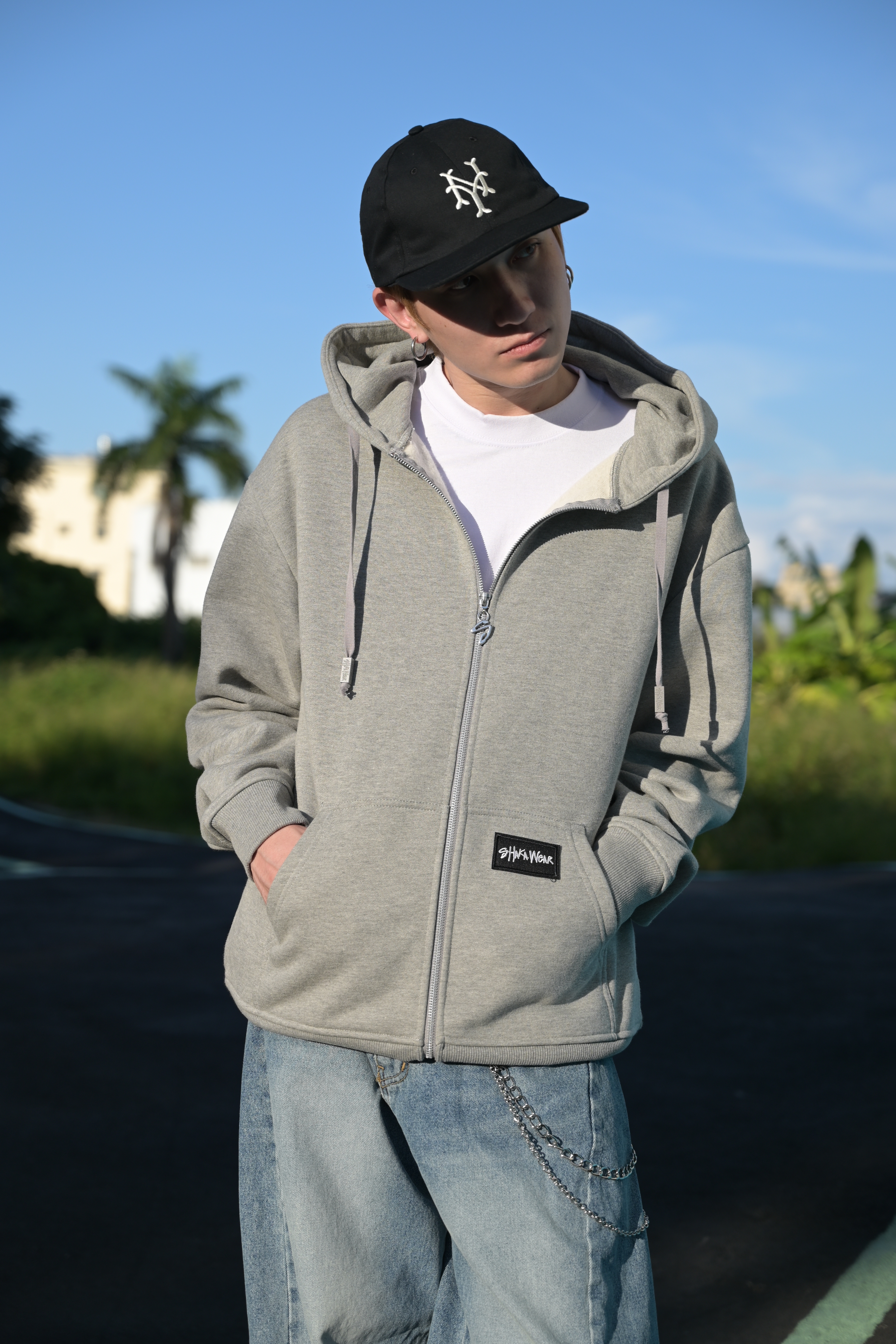 Shaka Wear Essential Super Heavyweight Zip Hoodie Grey