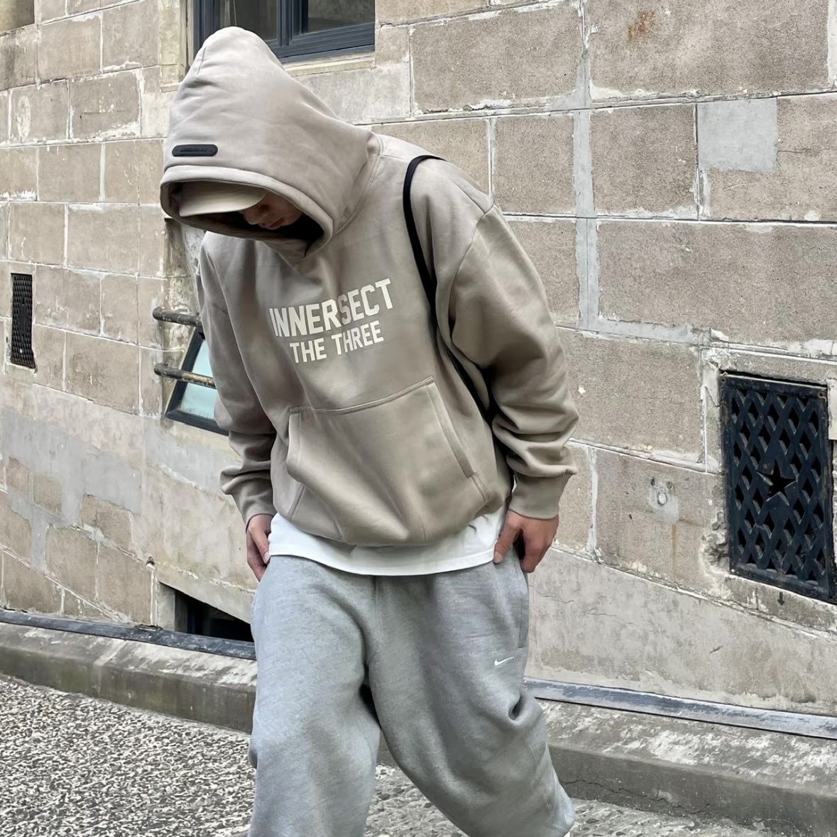 【現貨】EDC Innersect x FOG Jerry Lorenzo 三生萬物 展場限定 字母 三圓點 長袖 帽Tee