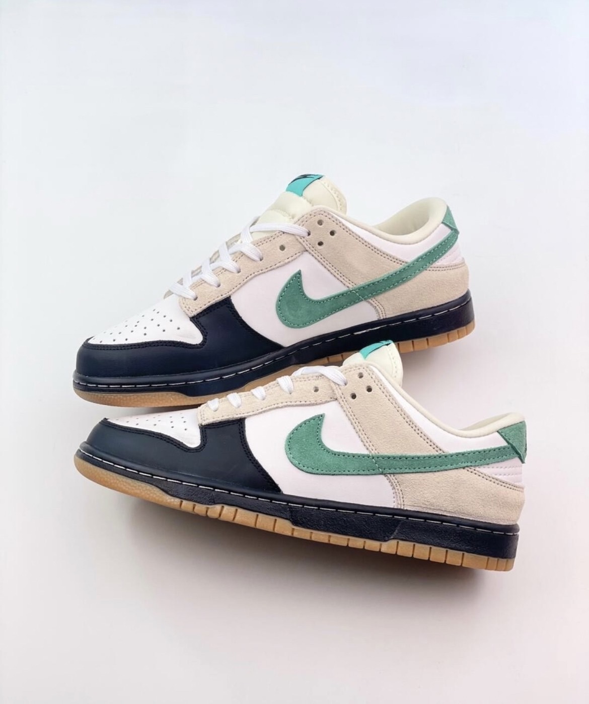 NIKE DUNK LOW 沙漠仙人掌