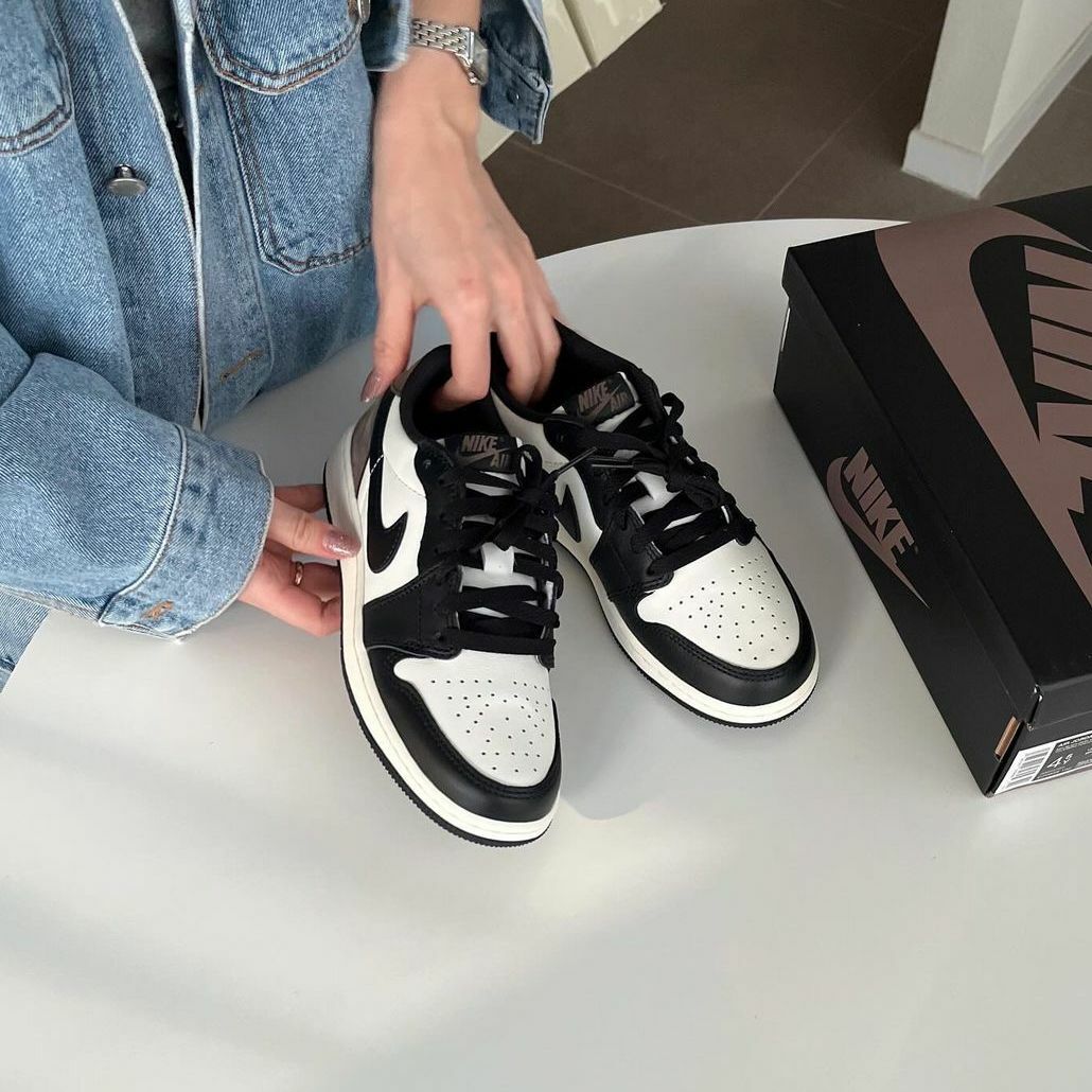 NIKE AIR JORDAN 1 GS AJ1 "MOCHA" 摩卡 咖黑 咖啡色 大地色 奶油底 倒勾平替款 大童鞋 CZ0858-102 / 現＋預