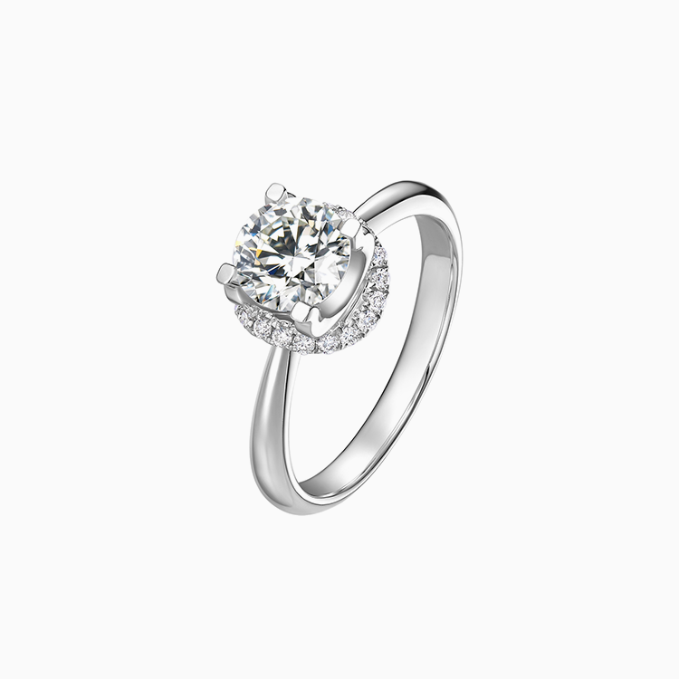 18K 白金鑲單鑽石訂婚戒指