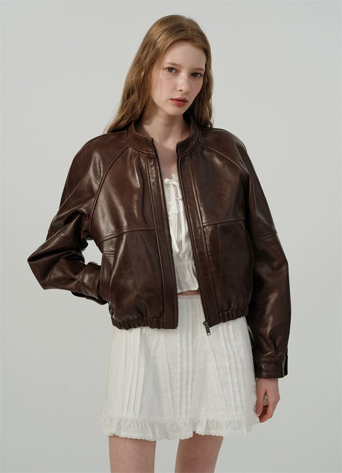 ᴷᴼᴿᴱᴬ 🇰🇷  正韓繞脖立領氣質短版皮衣外套（兩色）