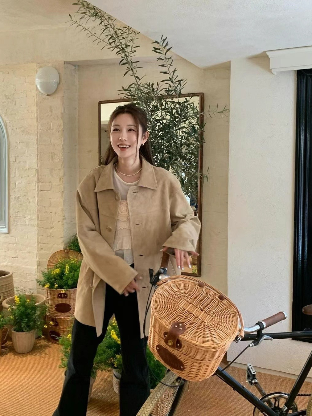 ᴷᴼᴿᴱᴬ 🇰🇷 中性剪裁寬鬆休閒翻領中長款皮衣外套