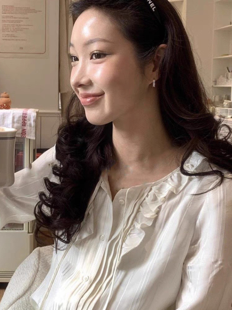 ᴷᴼᴿᴱᴬ 🇰🇷 性感V領薄款寬鬆荷葉邊系帶長袖襯衫