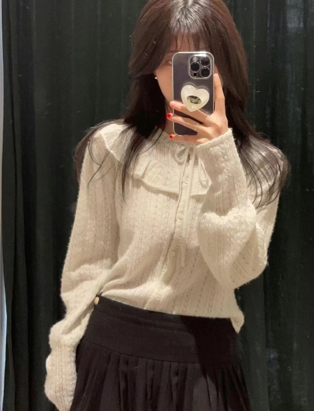 ᴷᴼᴿᴱᴬ 🇰🇷 純慾感十足圓領鏤空花邊針織開衫上衣