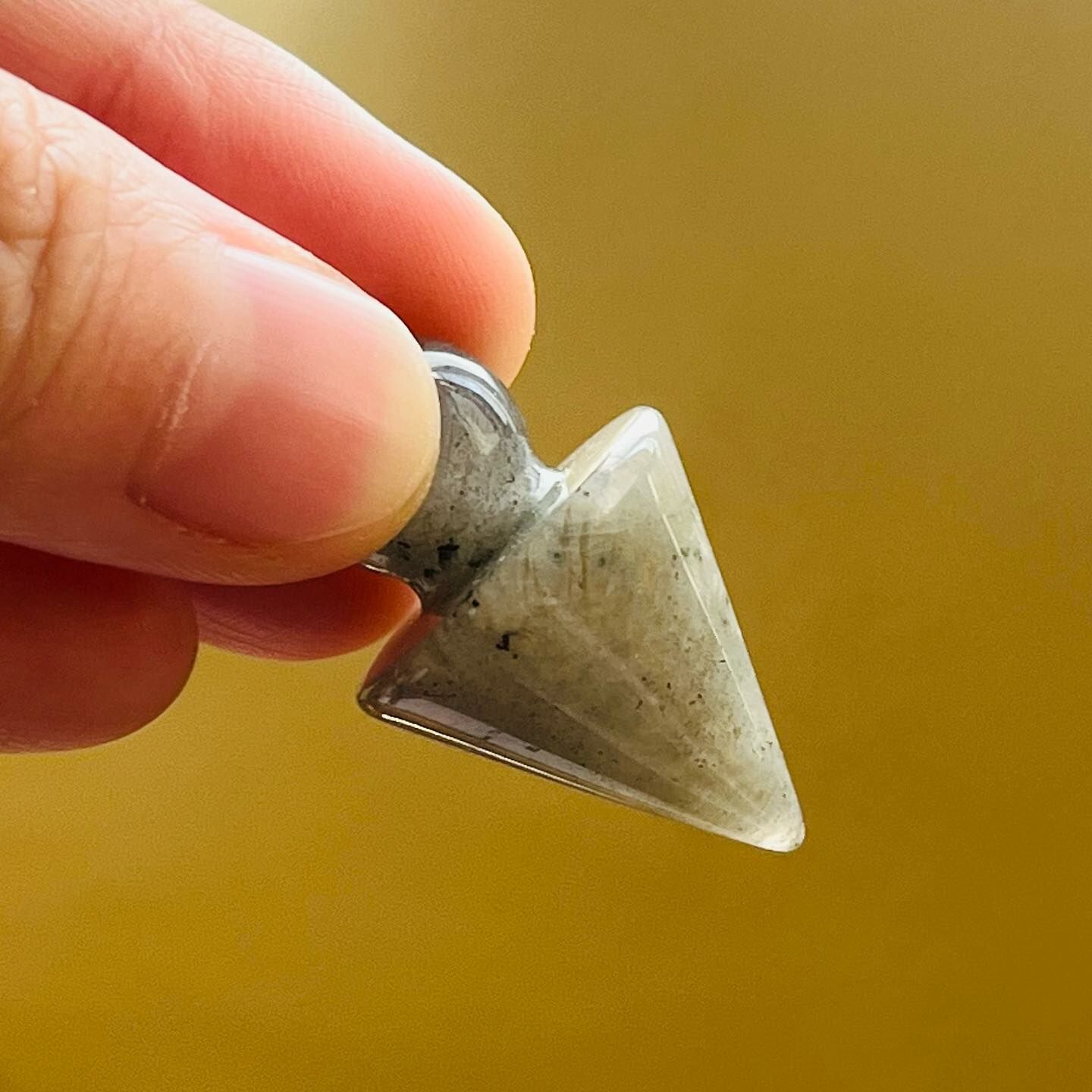 [原石] 灰拉長石 靈擺墜頭