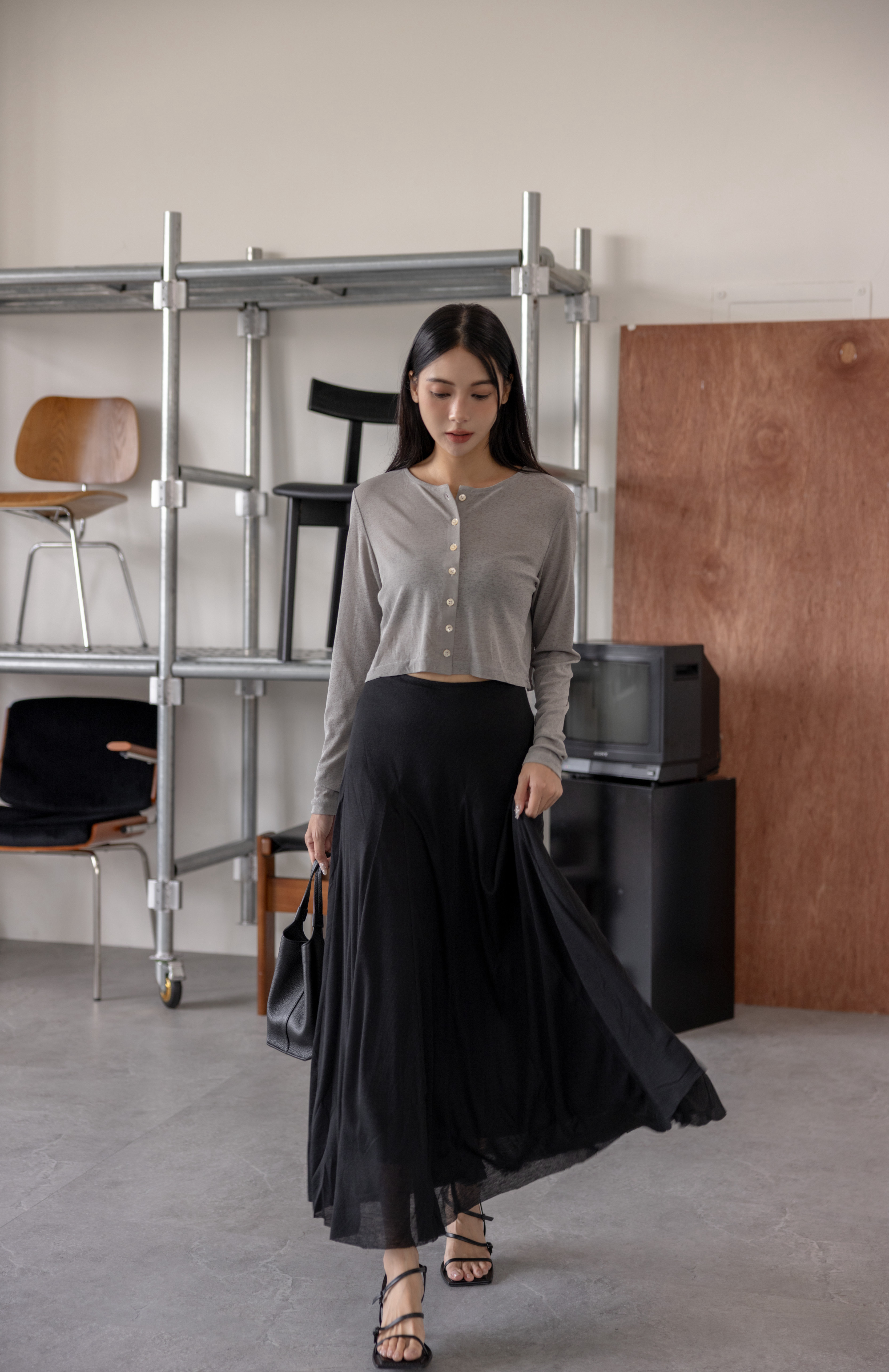 女神飄逸霧黑長針織裙