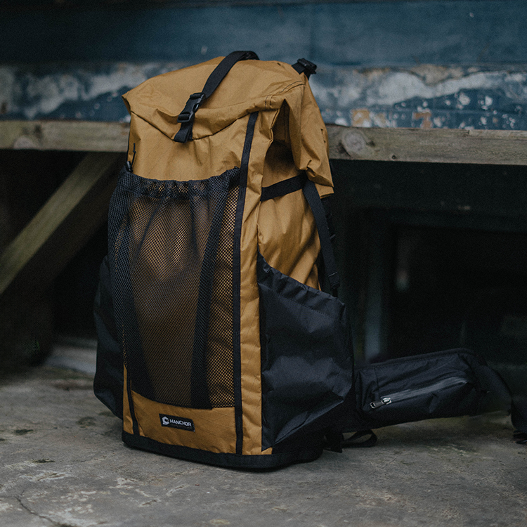 HANCHOR MARL / AMOUTER 限定登山包 21-51L /MESH/ 主包棕 (黑色側袋)