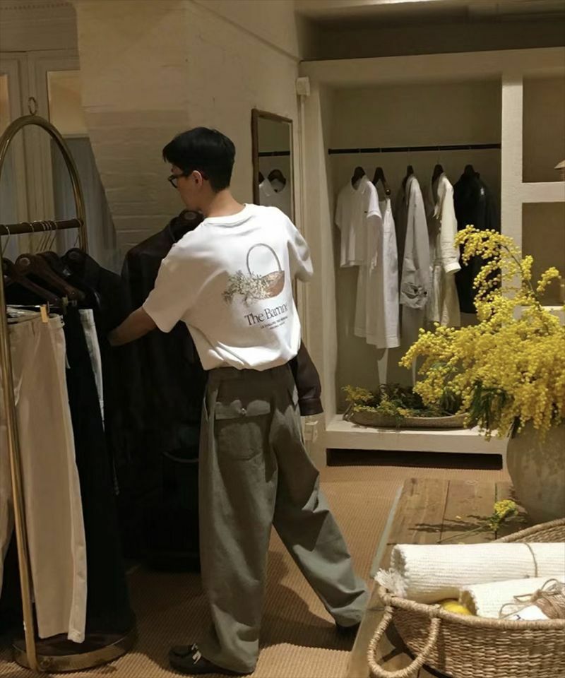 The Barnet - 簡約百搭寬鬆印花T恤(兩色)