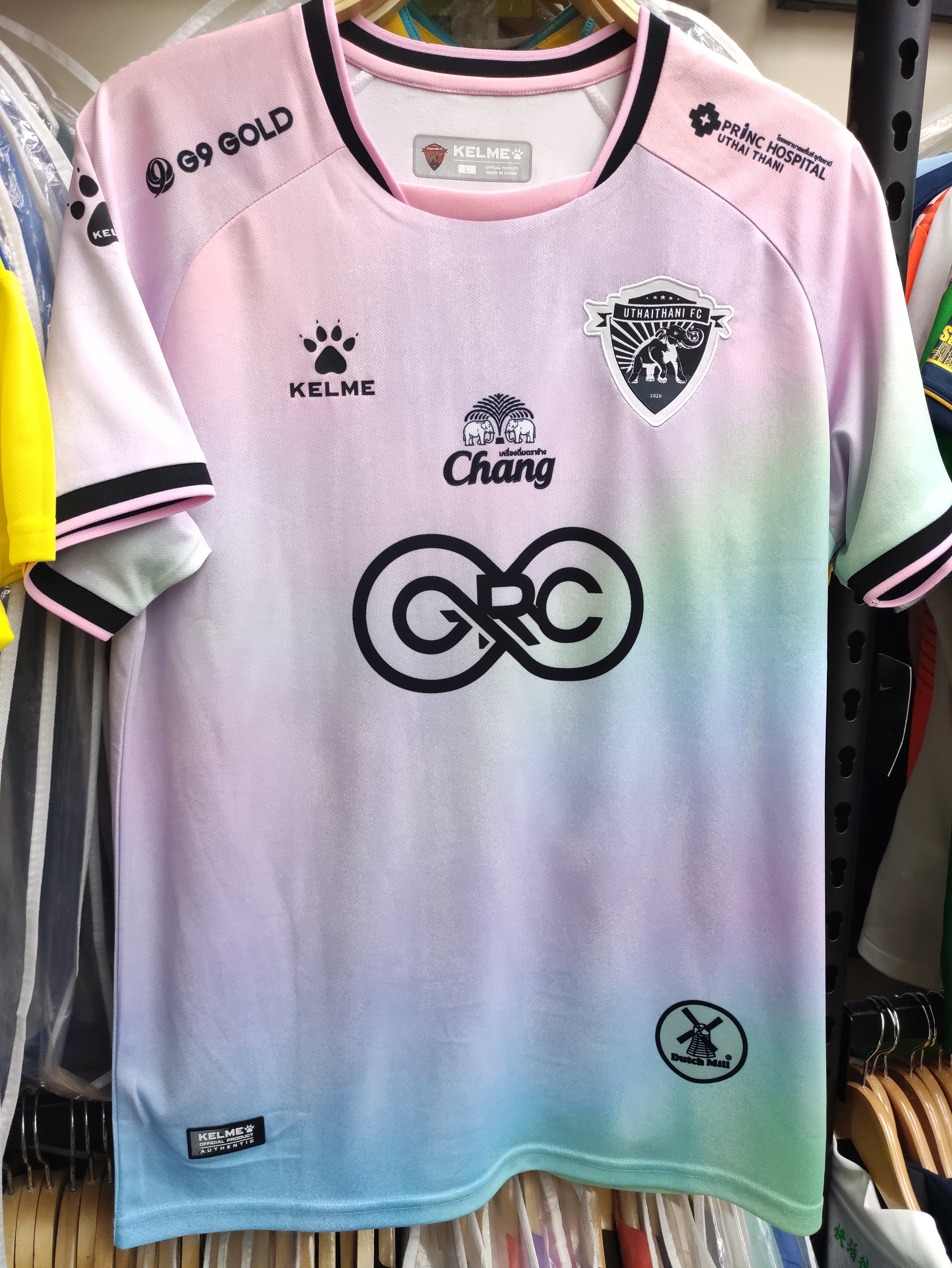 24-25烏泰他尼粉紅龍門球衣