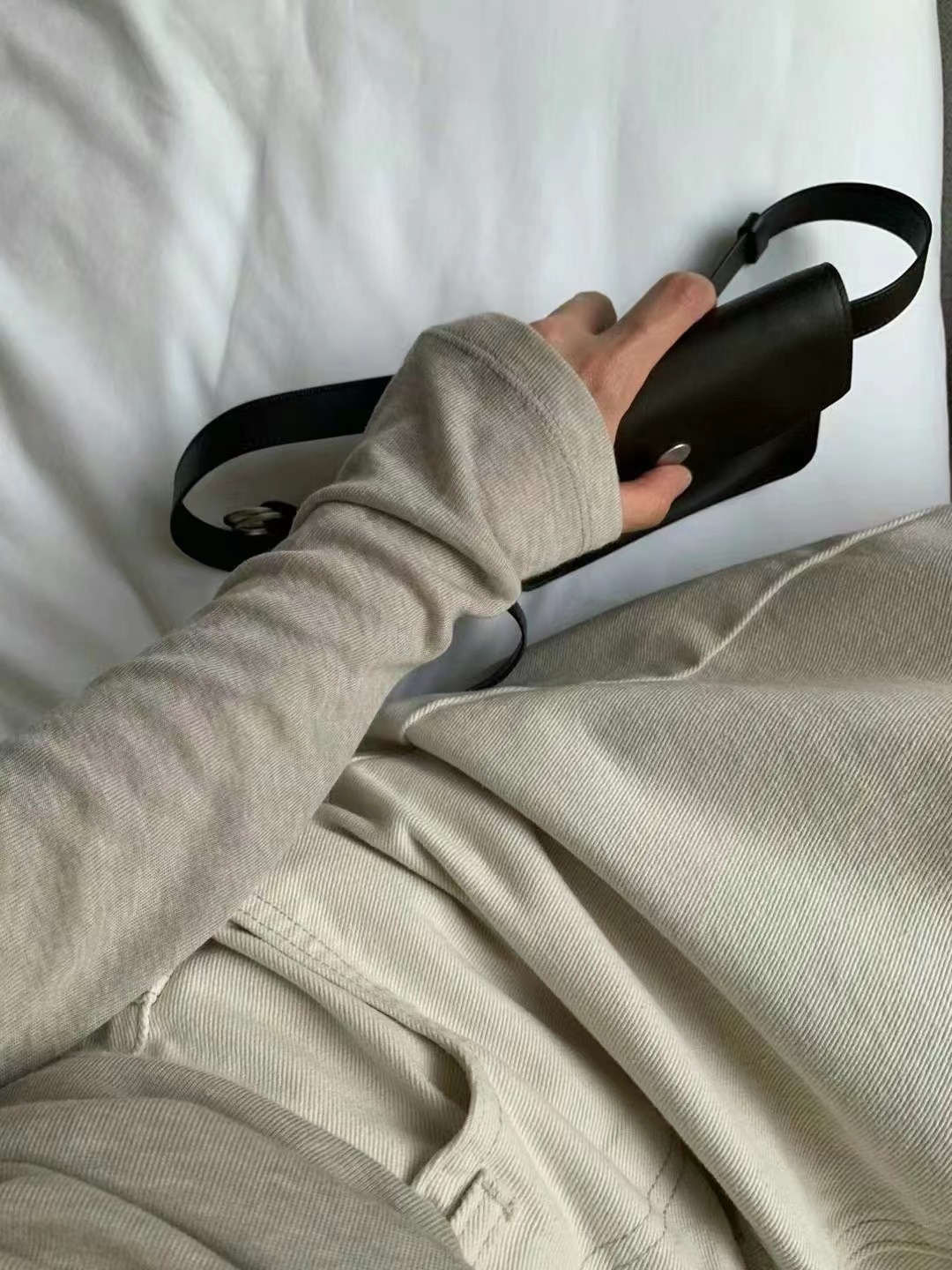 Ounce - 簡約百搭優雅顯瘦打底長袖上衣(四色)