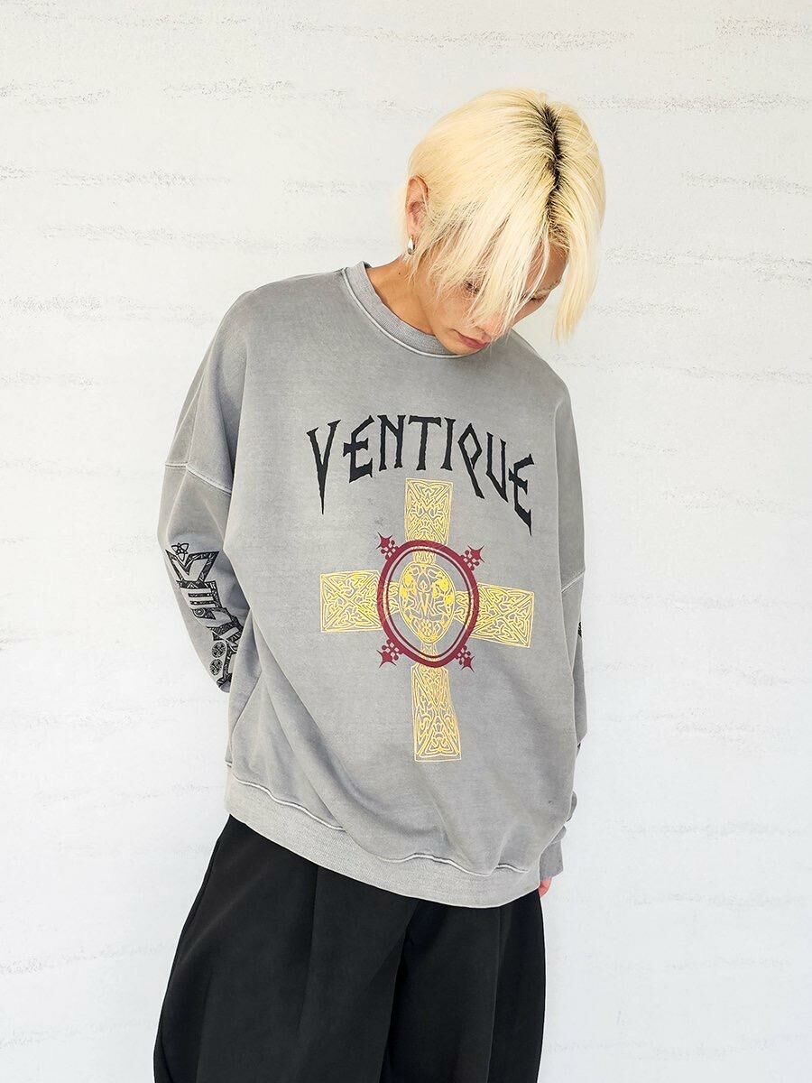 洗水英文字圖案衛衣 VENTIQUE-007T