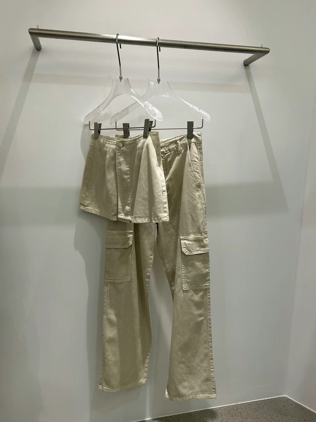 正韓𝜗𝜚 兩件式牛仔褲裙（僅Ｓ號）