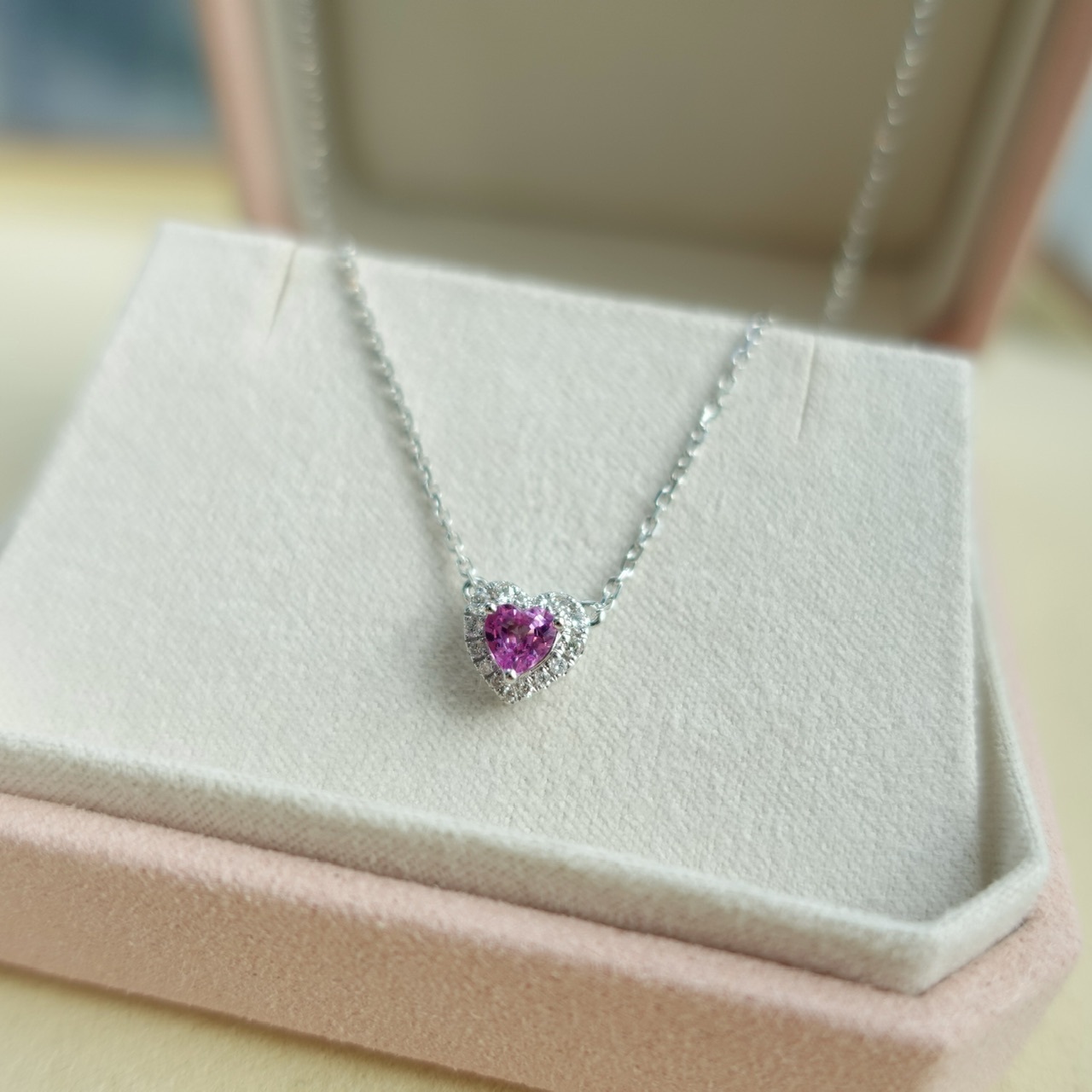 18K金粉紅藍寶石鑽石套鍊 - 心形