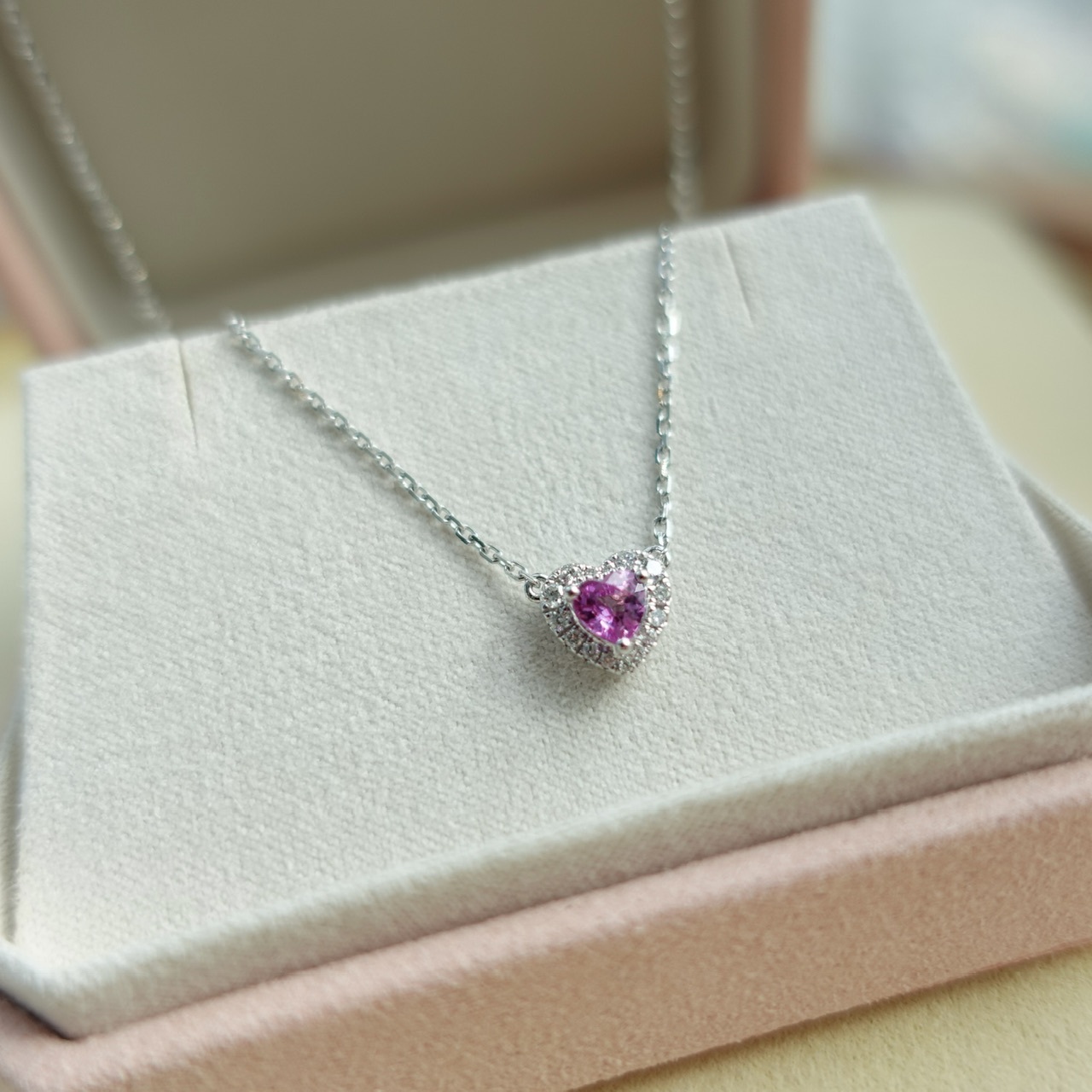 18K金粉紅藍寶石鑽石套鍊 - 心形