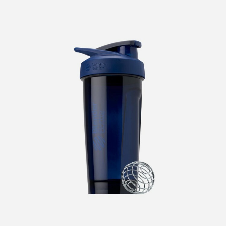 BlenderBottle®Strada Tritan｜28oz 搖搖杯 海軍藍