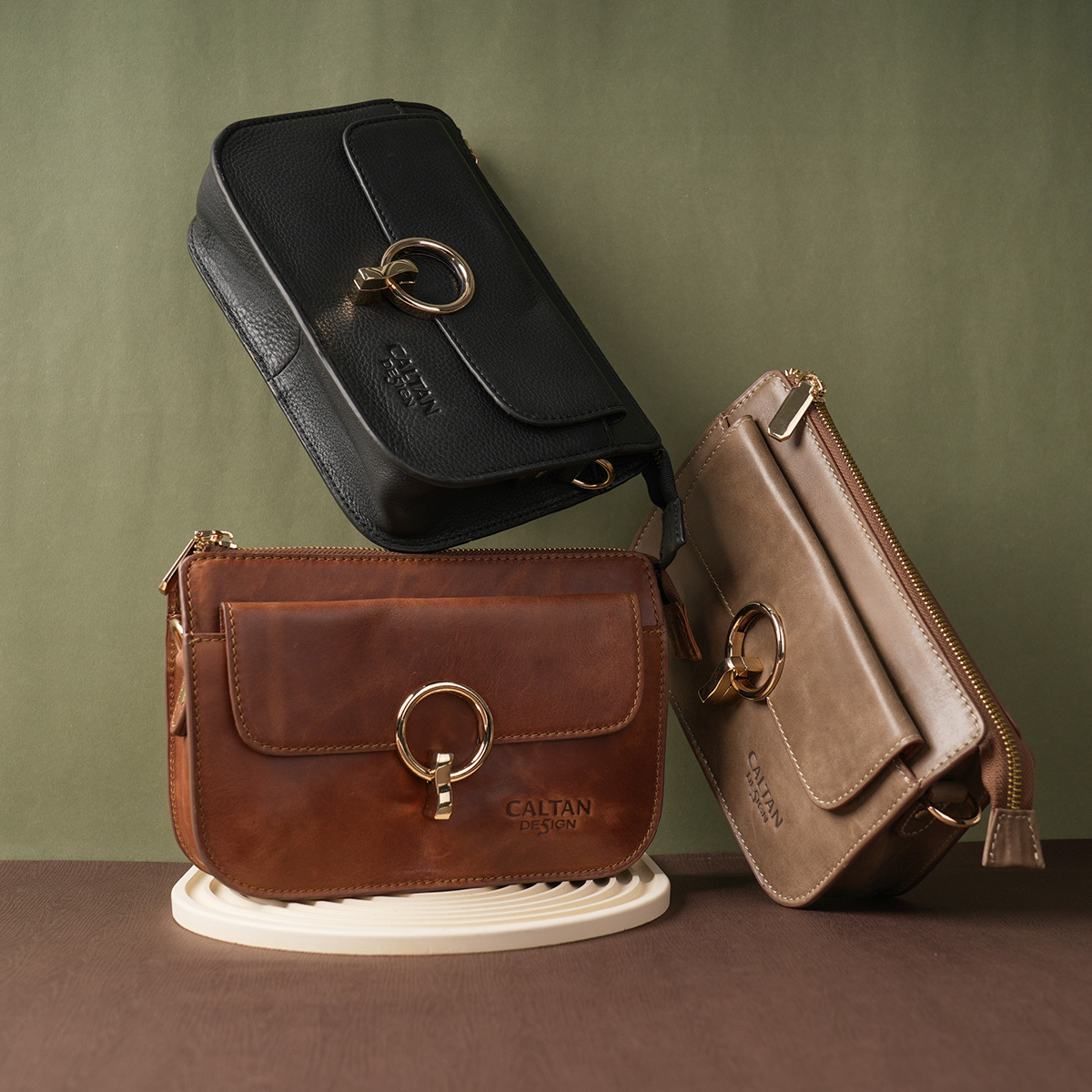 夕韻轉扣真皮斜背包-三色(5524)