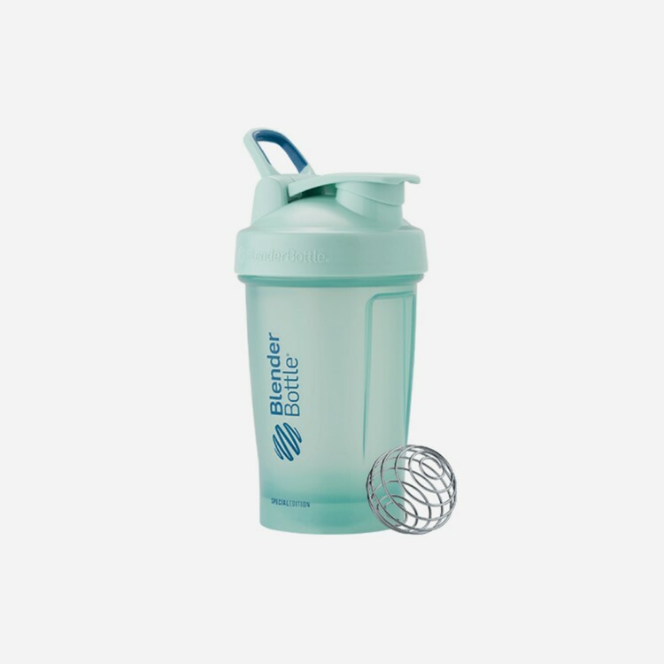BlenderBottle®Classic V2｜20oz 搖搖杯｜月杯｜月光石