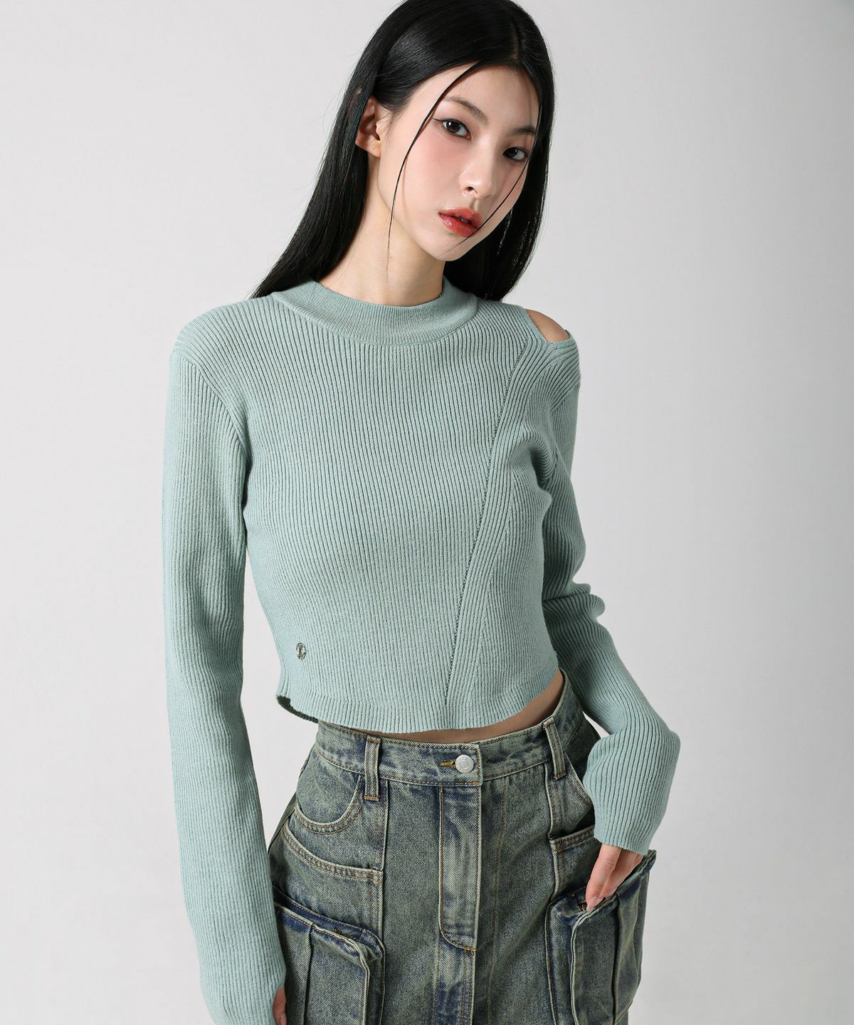 AVANDRESS Tati Hole Round Knit