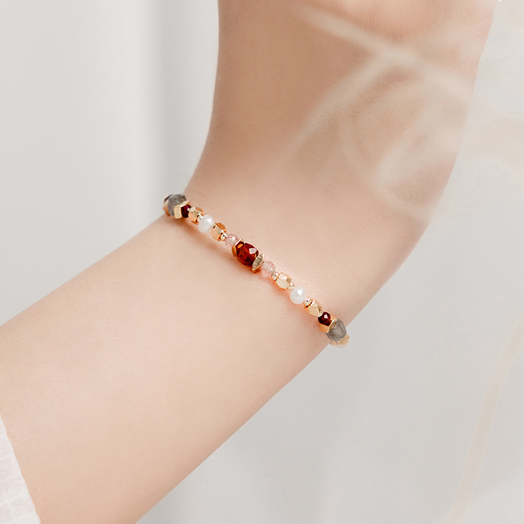 《新竹意象》新竹公會堂 • 與美學有約 – 拉長石榴石 – 手鍊