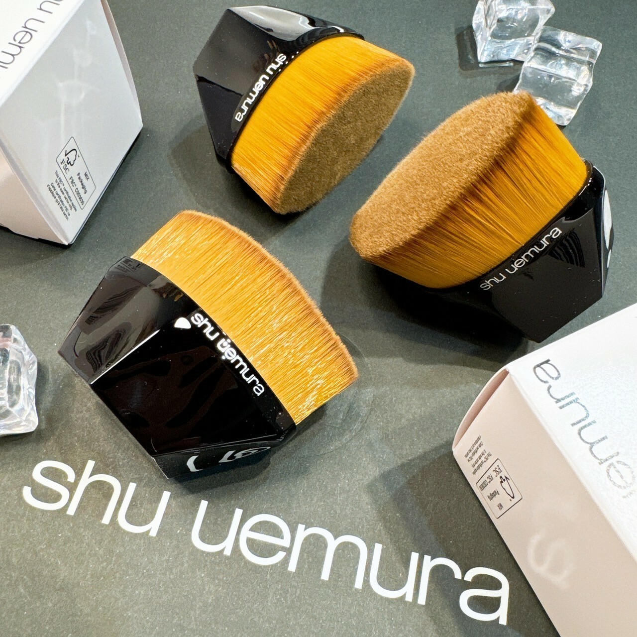 植村秀 55零刷痕粉底刷