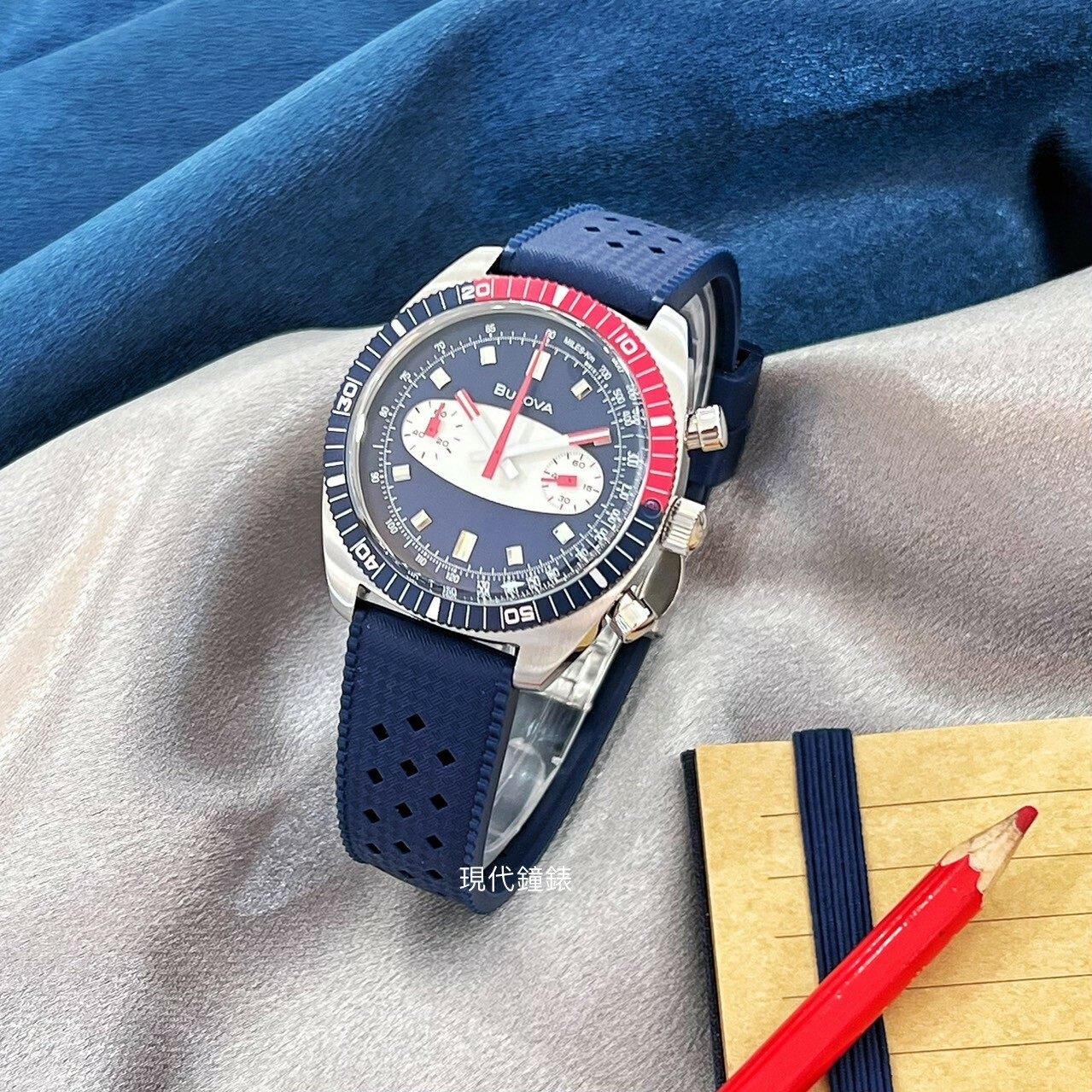 【BULOVA 寶路華】Chronograph A 紅藍復刻衝浪板男錶98A253 40.5mm 現代鐘錶