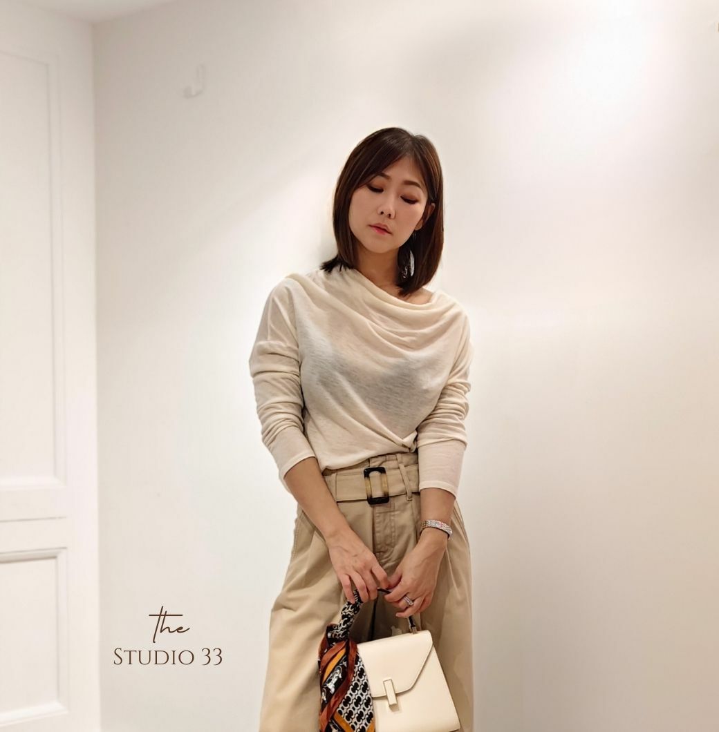 秋語一字寬領棉柔上衣