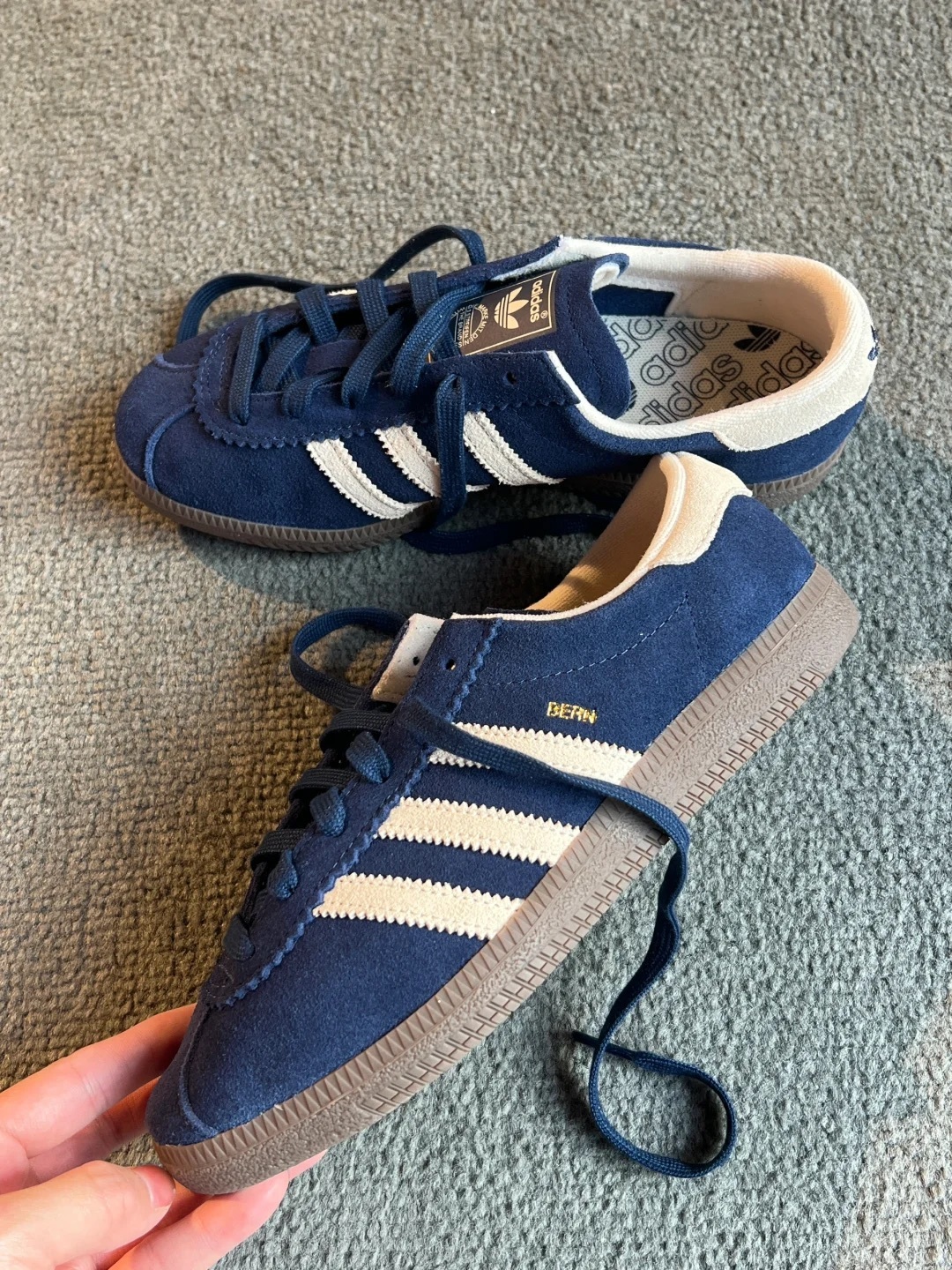 ADIDAS ORIGINALS BERN 海軍藍杏 深藍 藍紫 奶油色 焦糖底 德訓鞋 女鞋 IG2004 / 現貨