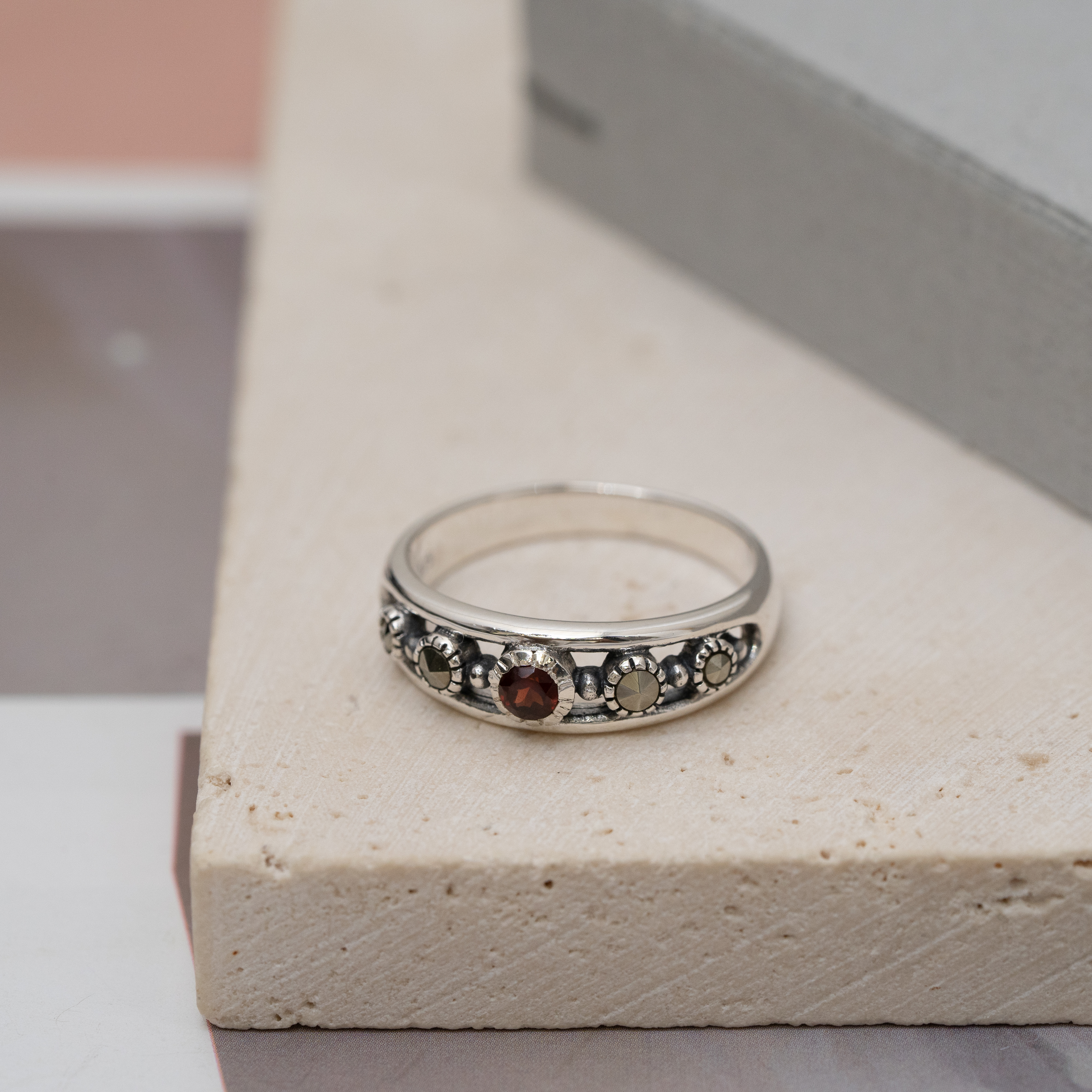 svr36 非洲莫桑比石榴石