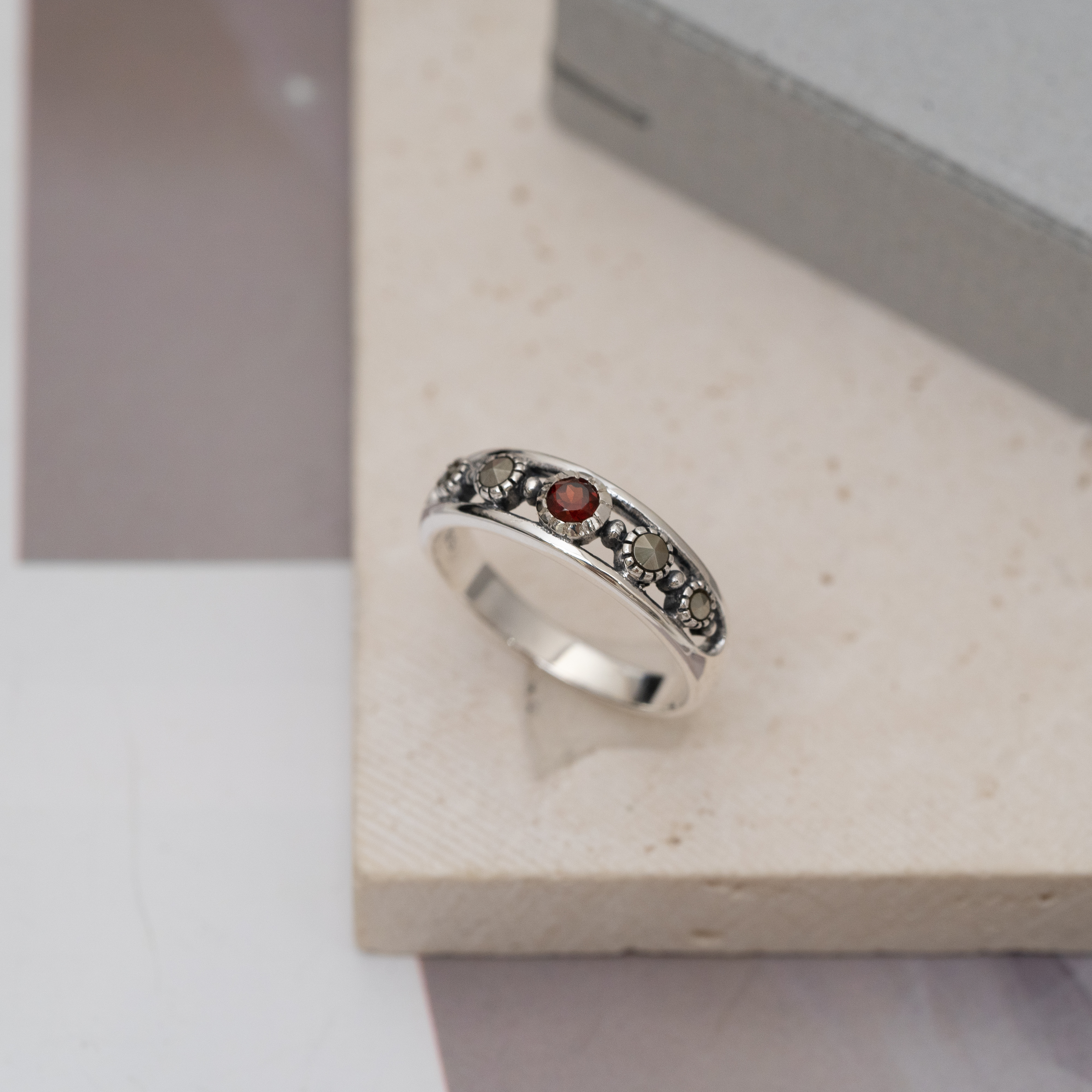 svr36 非洲莫桑比石榴石