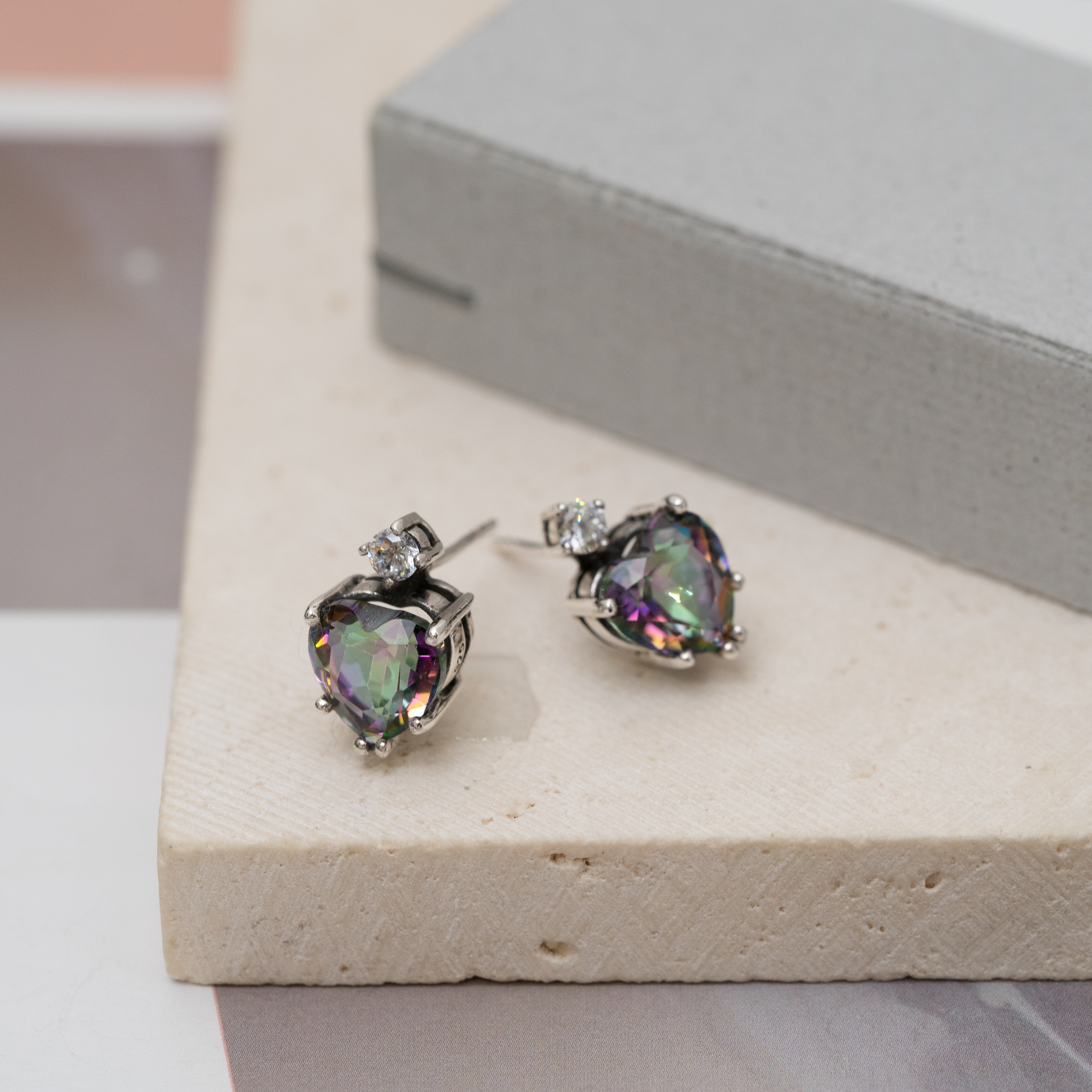 Sve60 神秘石英石 Mystic