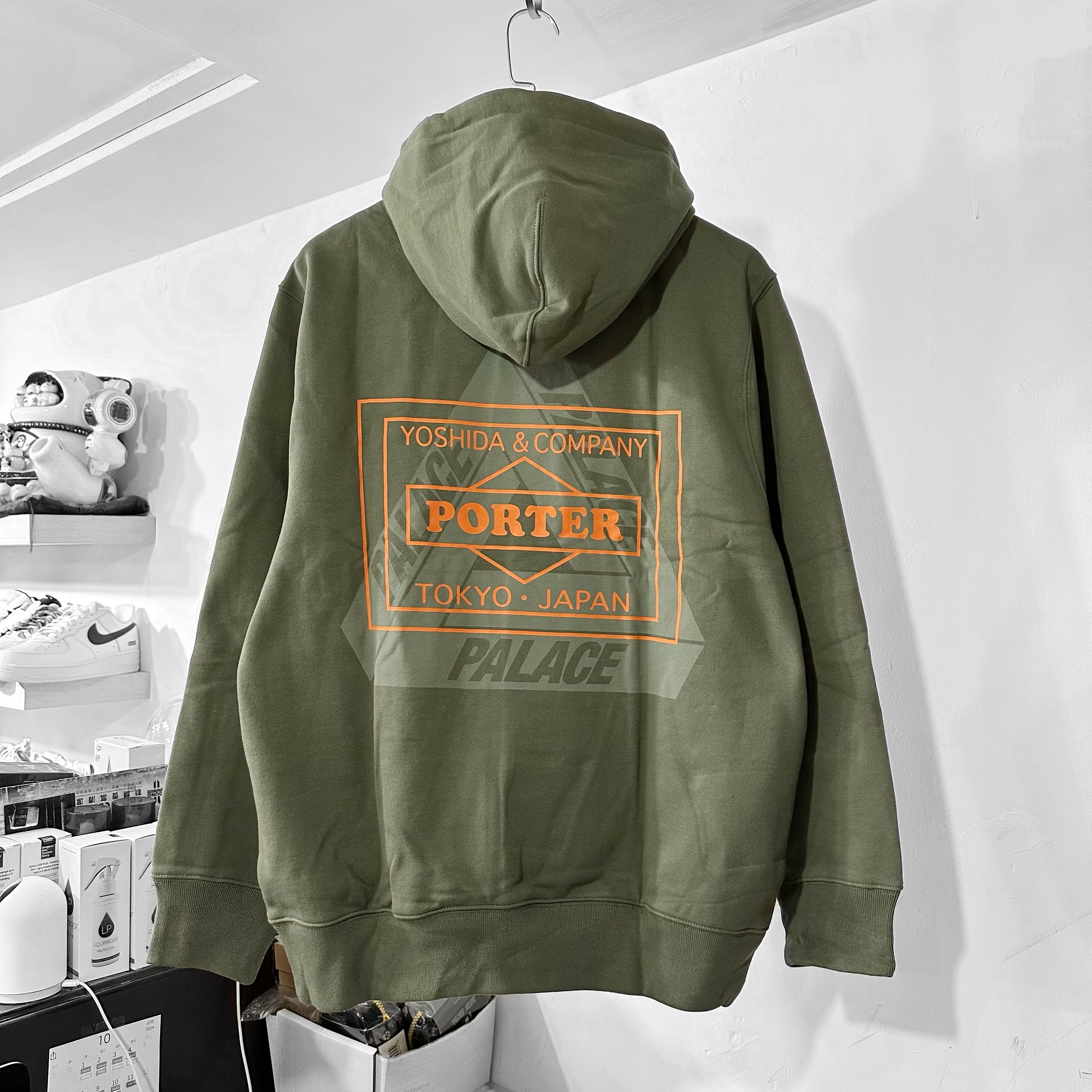 【PALACE x PORTER 】 Logo Hoodie Olive PALACE SKATEBOARDS PORTER LOGO HOODIE Olive S Size Tri-Ferg