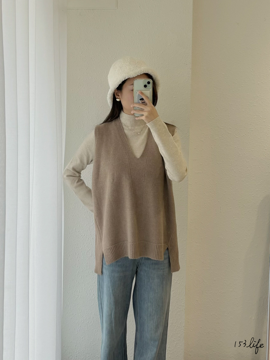 |現貨|秋冬百搭V領寬鬆側開岔背心(3色)