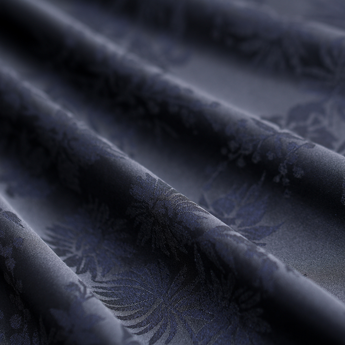 緹花輕薄設計款短褲 / 深藍黑色