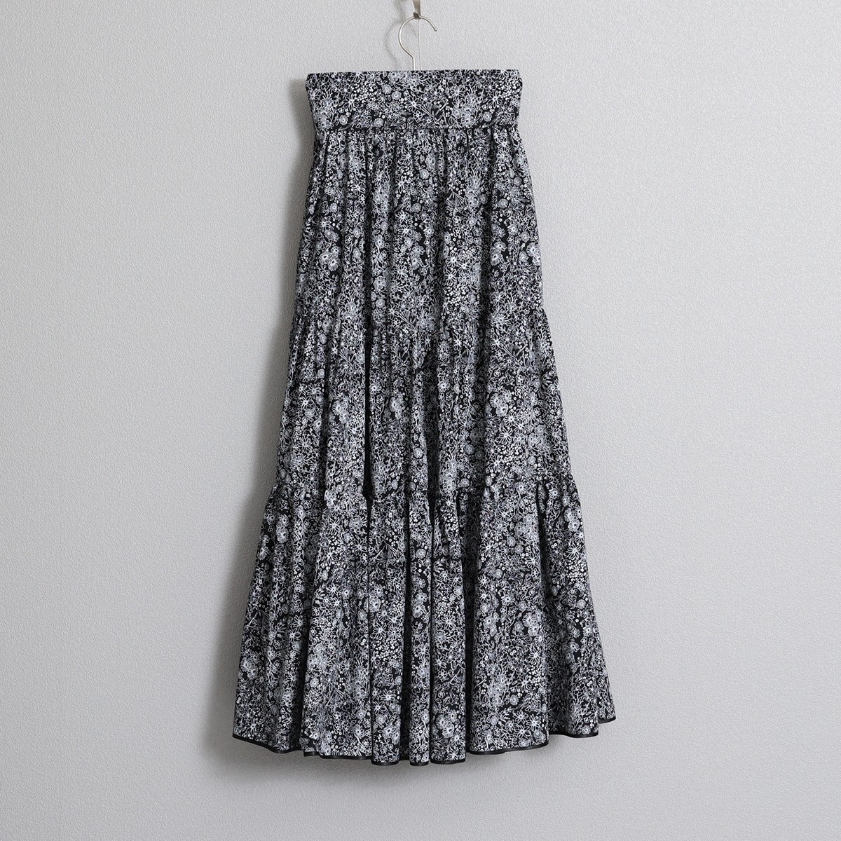 設計款藝術印花裙/黑色