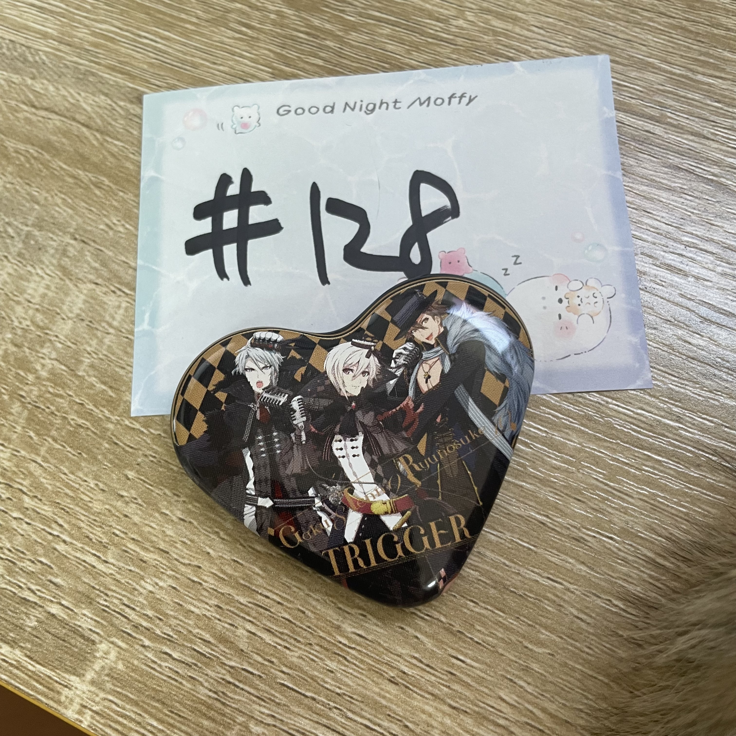 I7 TIRGGER 襟章#128