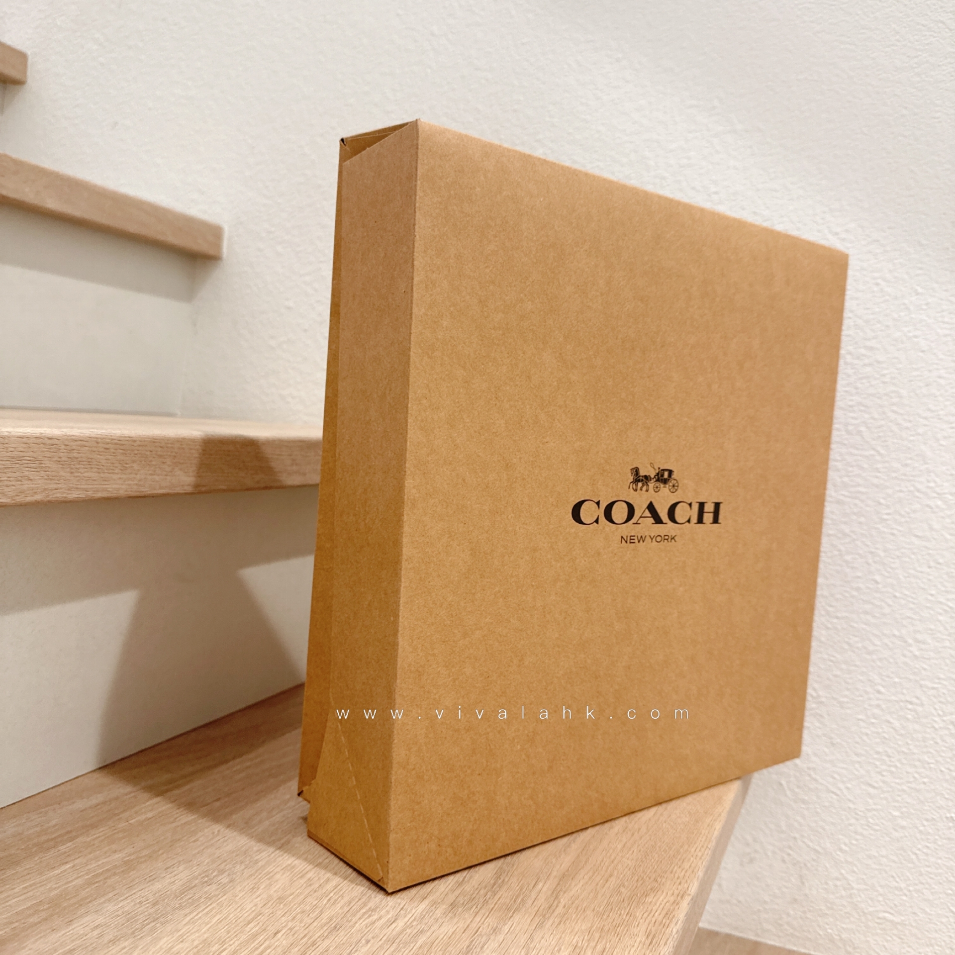 Coach - 禮盒 (中)