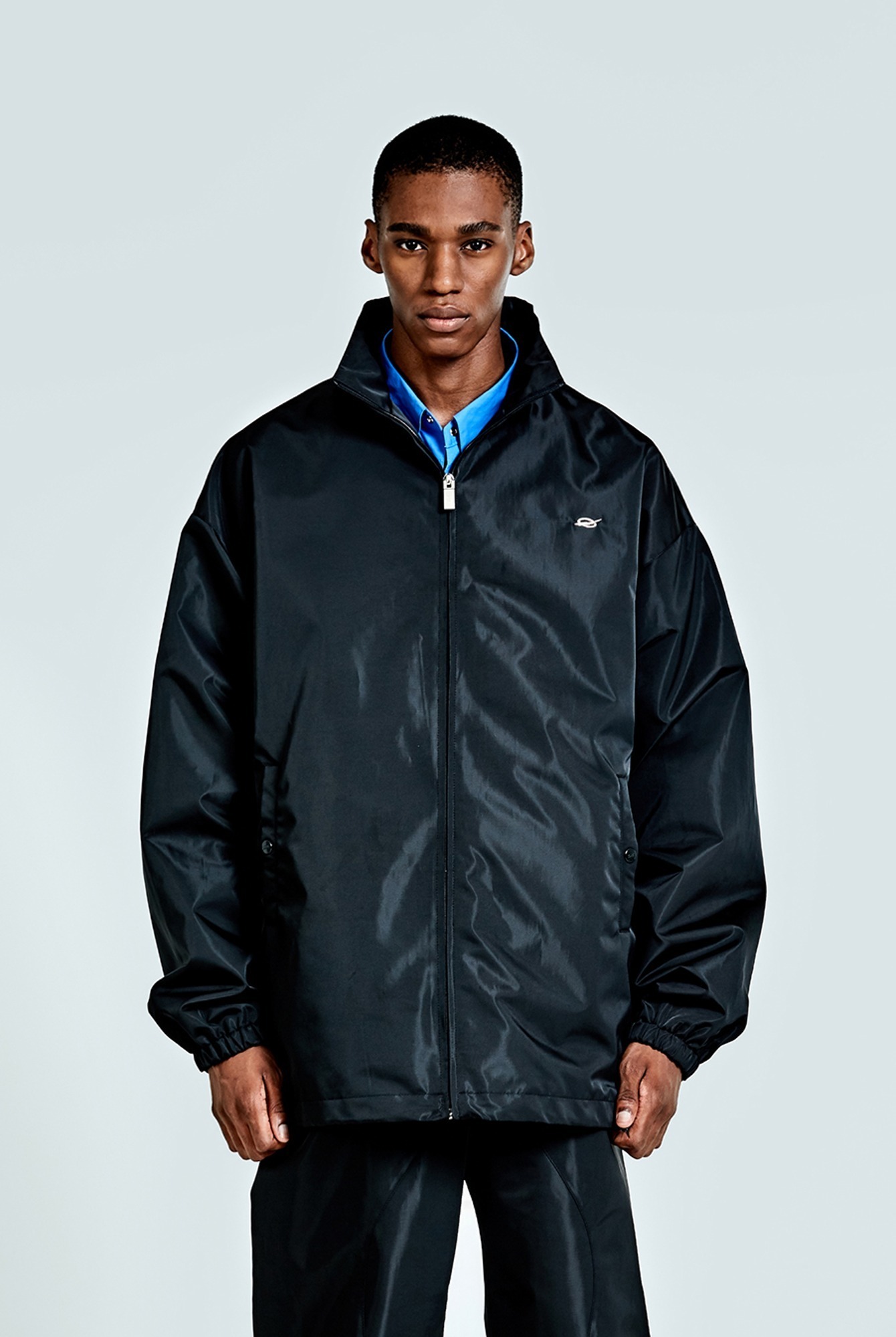 長板高領風衣外套－黑