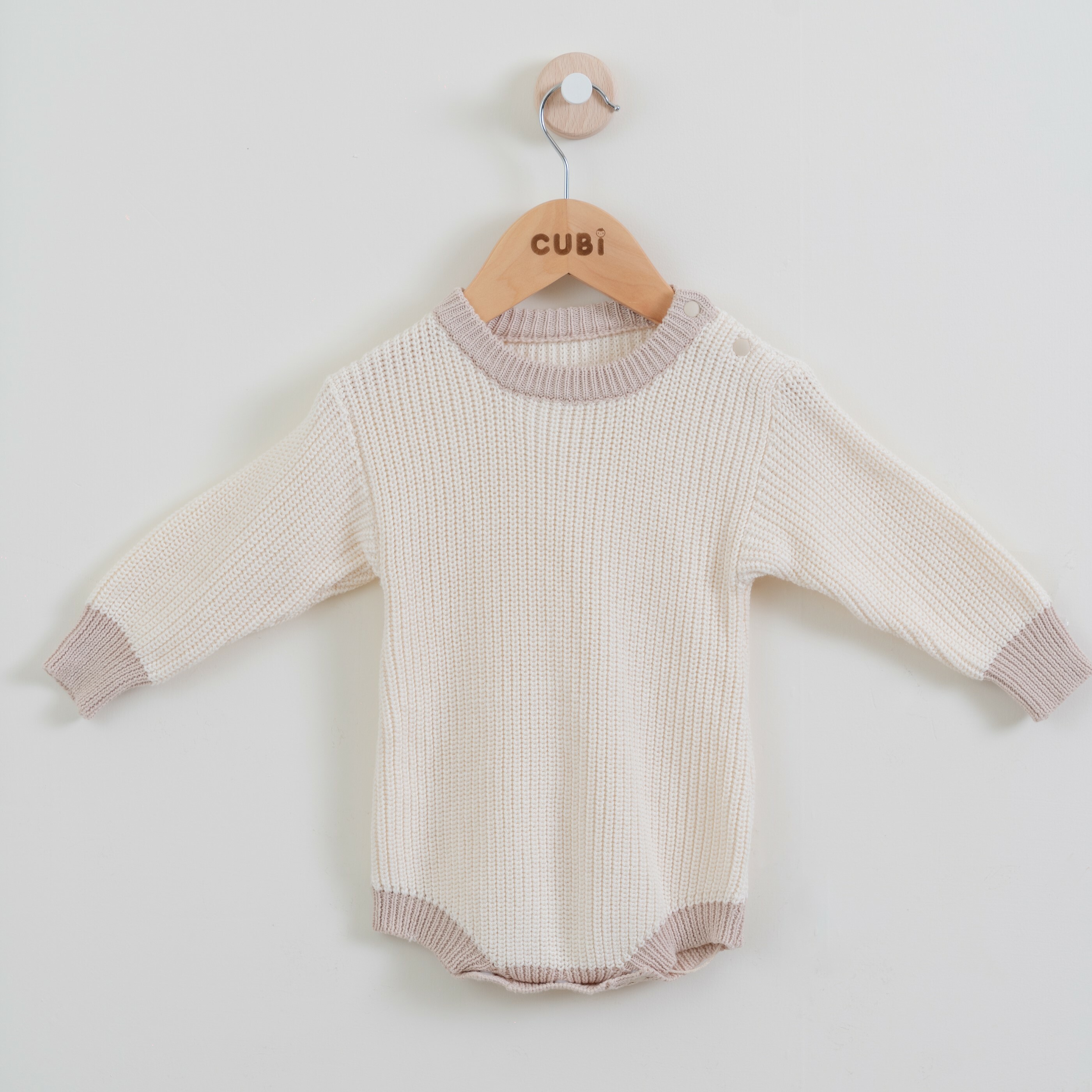 秋款針織包屁衣-米色