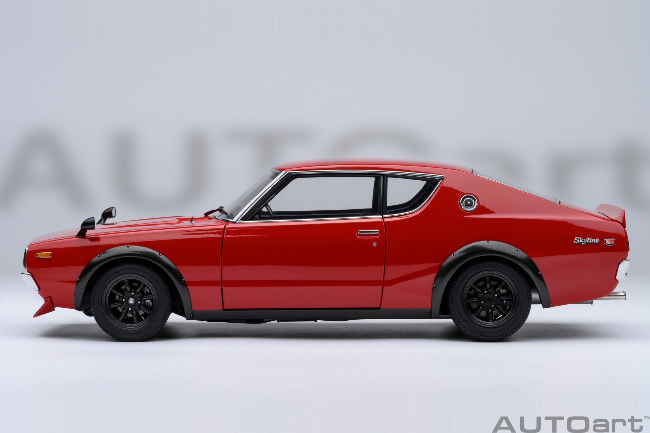 預訂 (訂金$300) (預訂價 $1656) ：1/18 AUTOART Nissan Skyline 2000 GT-R (KPGC110) Tuned version (Red) (77468)