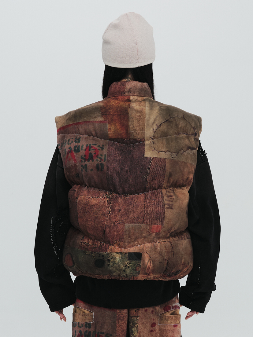 PLATEAU STUDIO / Digital print puffer vest