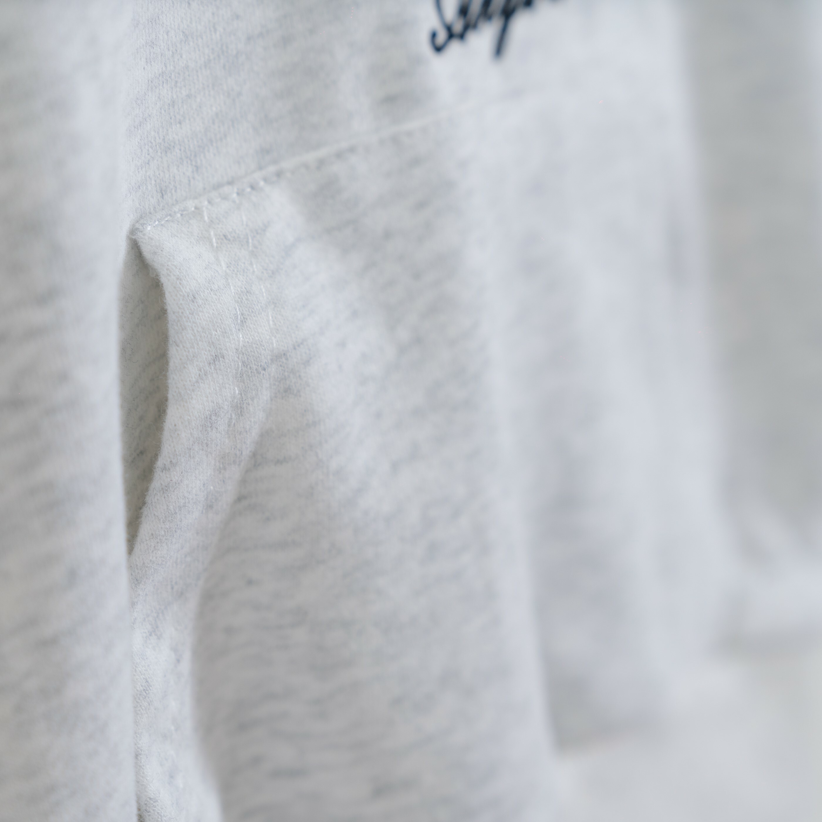 兩件式運動小熊套裝-口袋細節