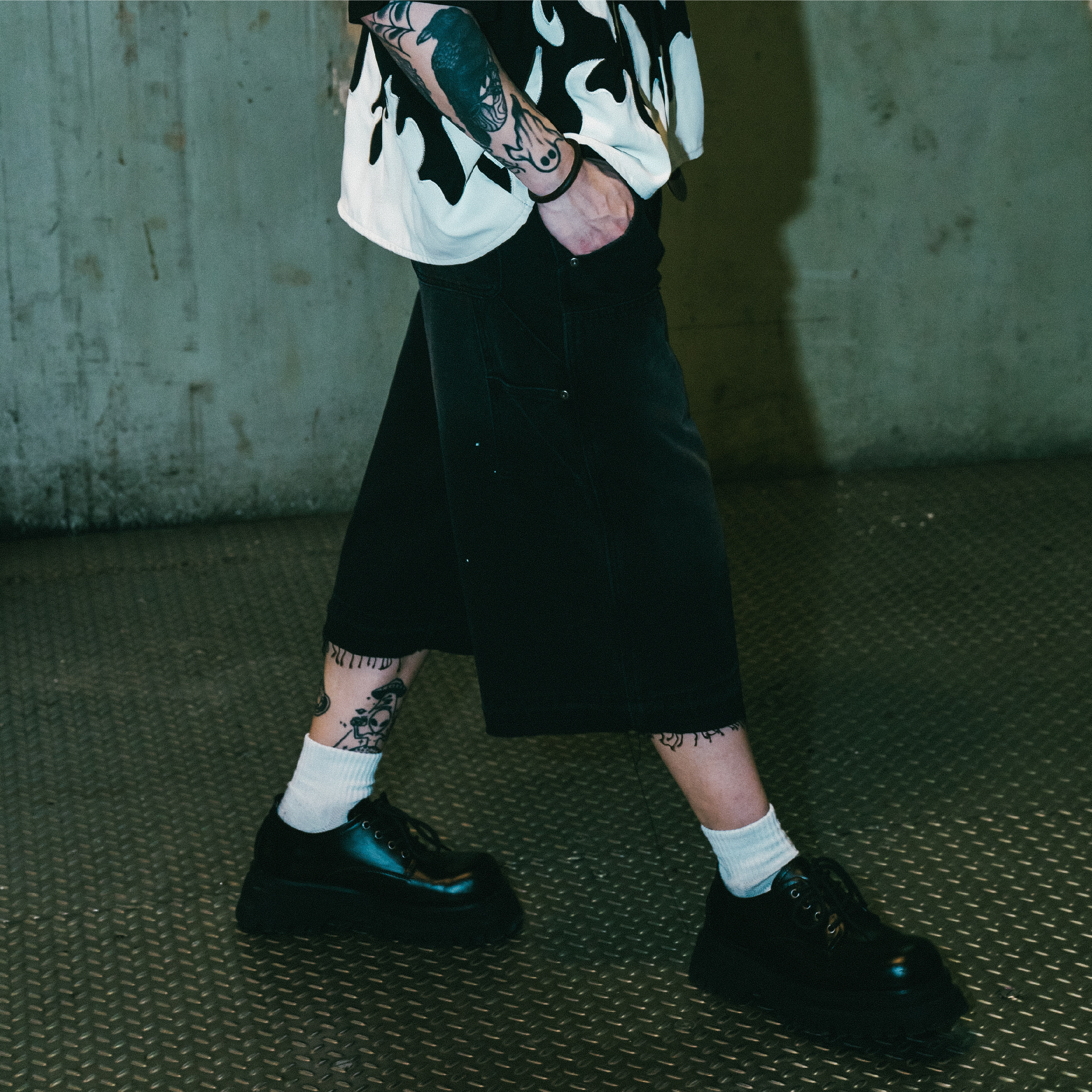 SENSE Capri Double Knee Shorts [M24-08]