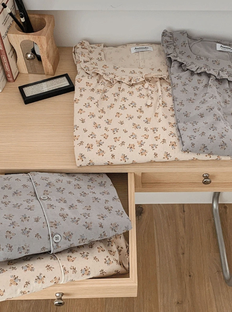 預訂｜Juuneedu Autumn Flower Couple Pajamas Set (2 COLOR)