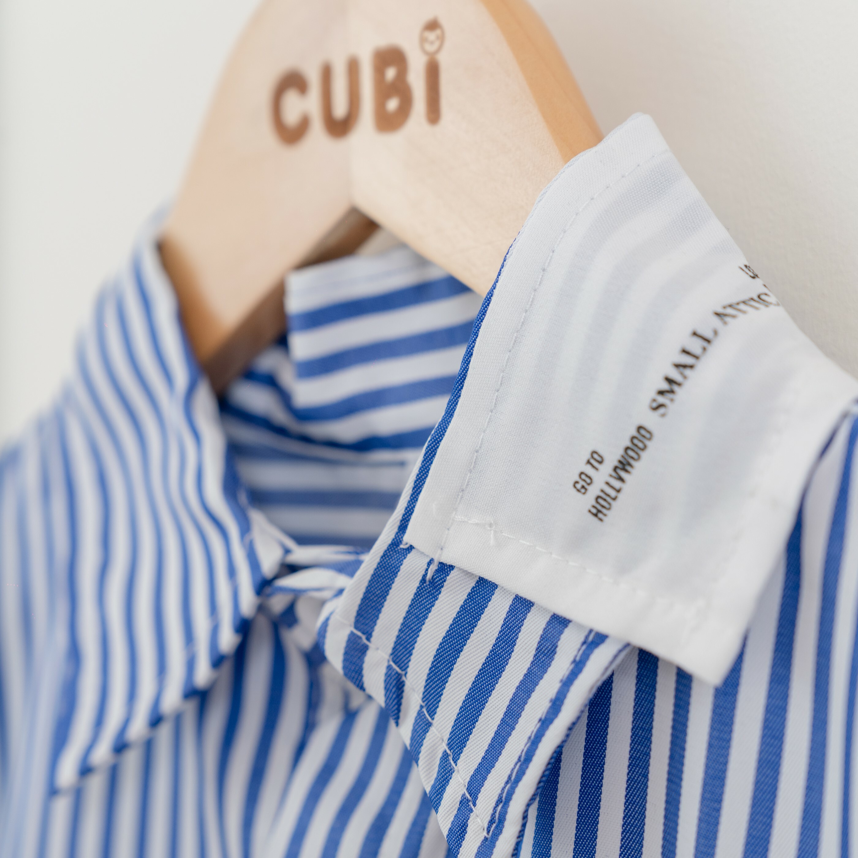 復古英倫風條紋翻領襯衫-領子細節