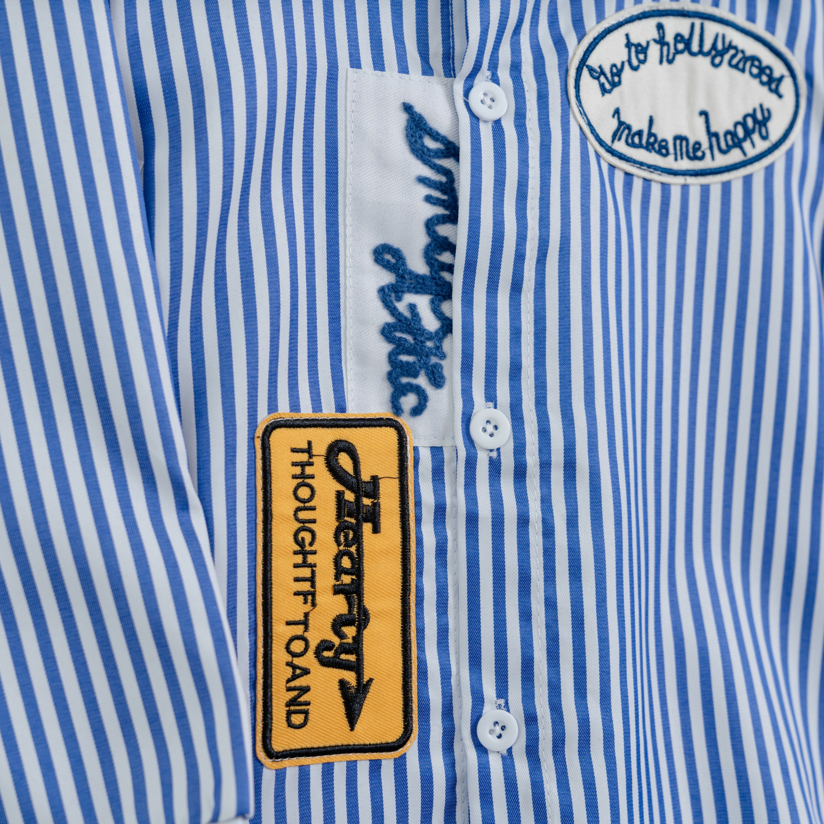 復古英倫風條紋翻領襯衫-布標刺繡設計