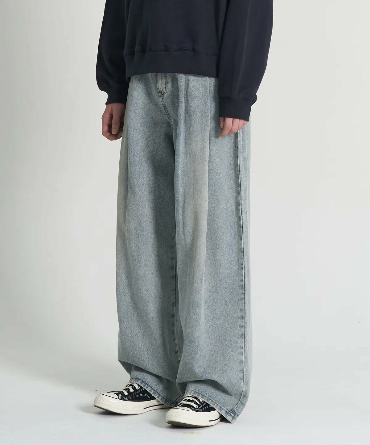 【OWN】TOFFEE 舒適 兩摺 水洗 牛仔 寬褲 不分男女 淺藍 深靛藍