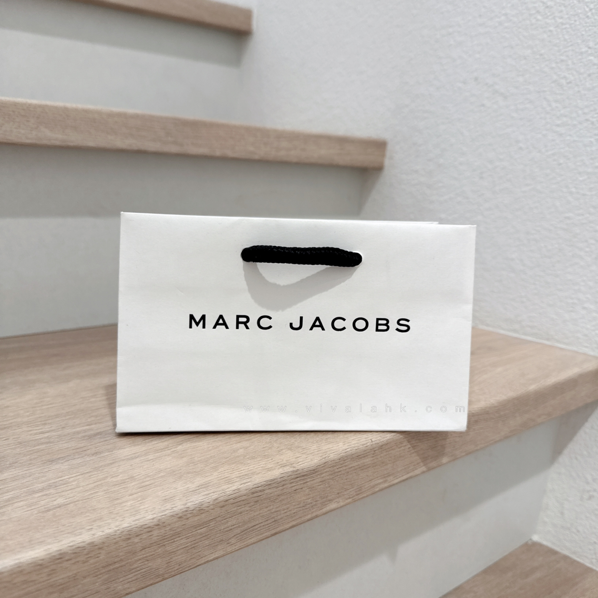 Marc Jacobs - 紙袋 (細)