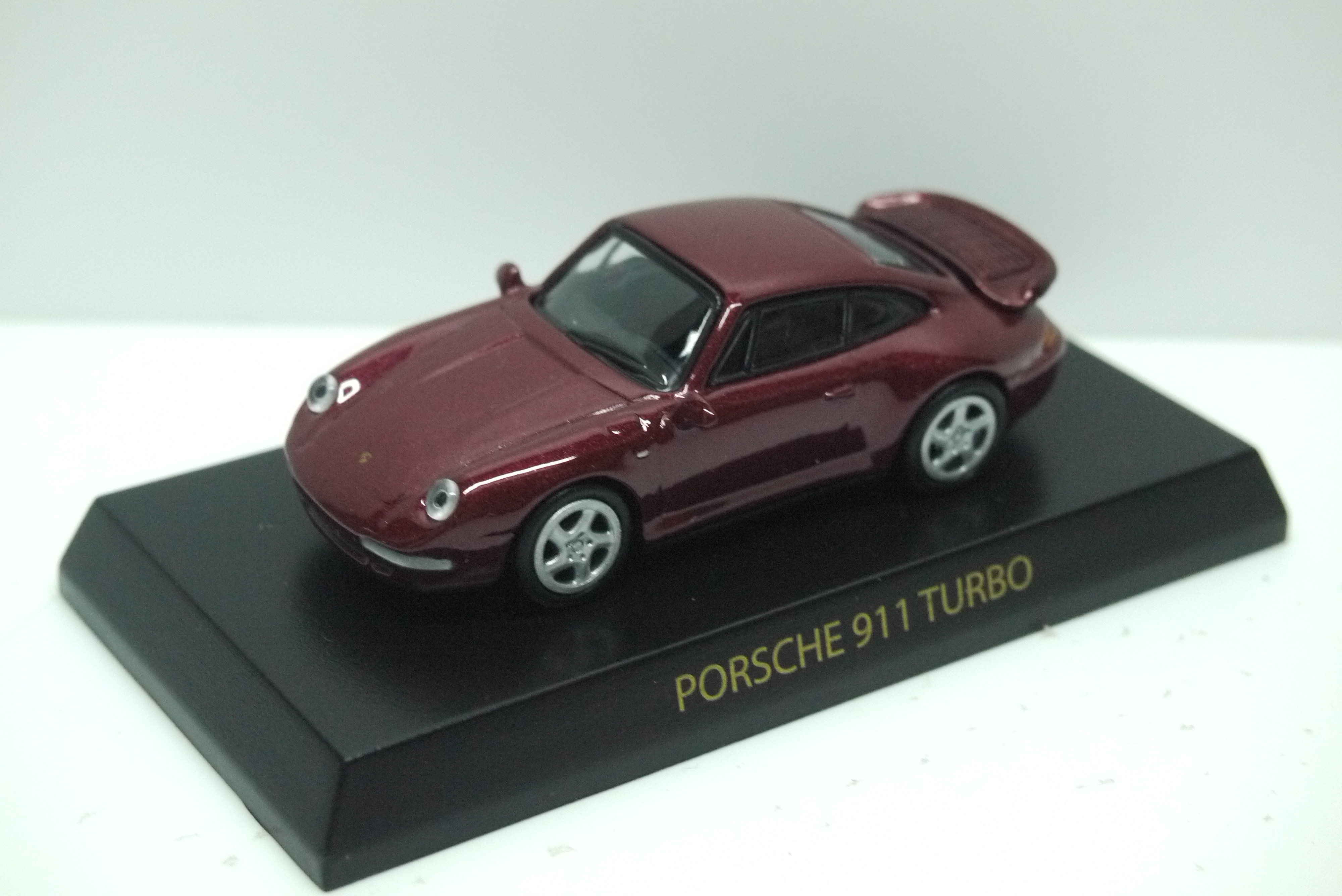 Kyosho Porsche 911 Turbo Dark Red